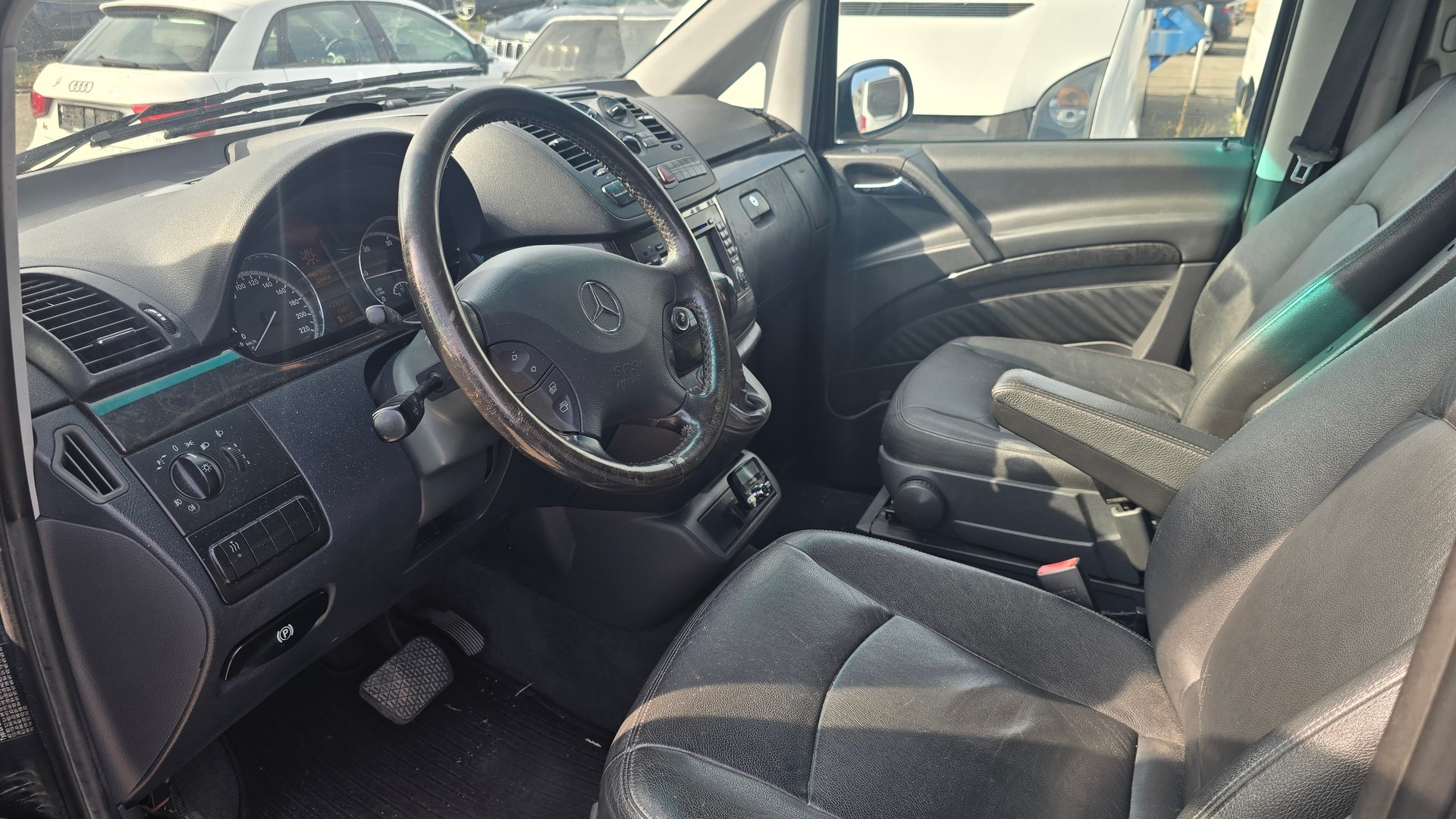 MERCEDES-BENZ Viano 2.2CDI Ambiente 4-Matic-image-10