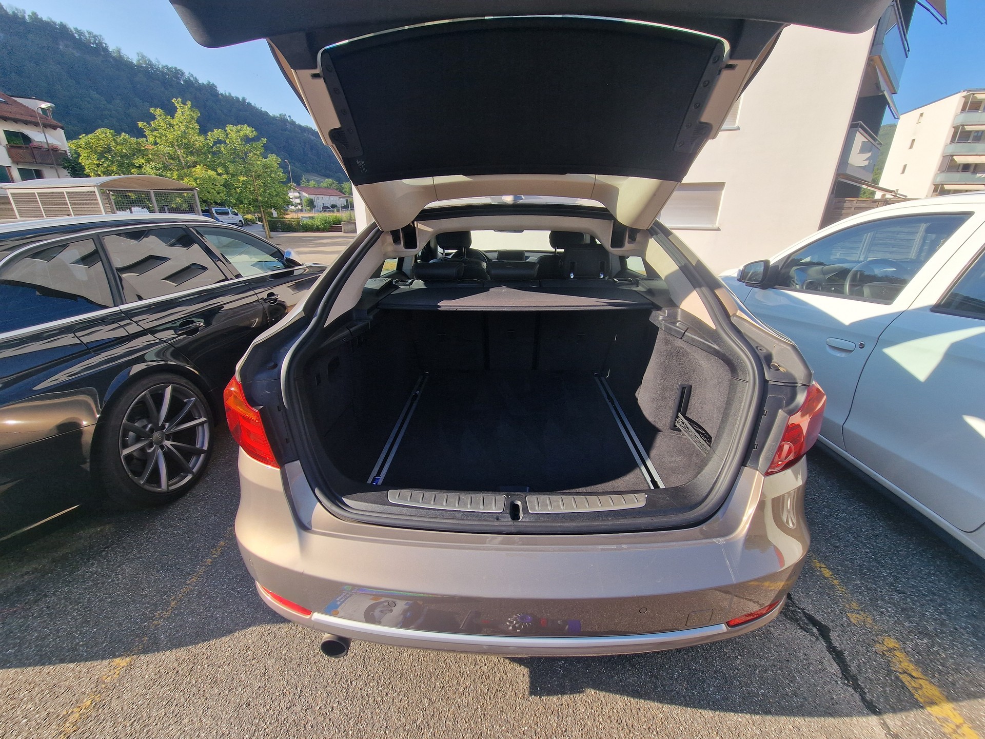 BMW Modern Line-image-4