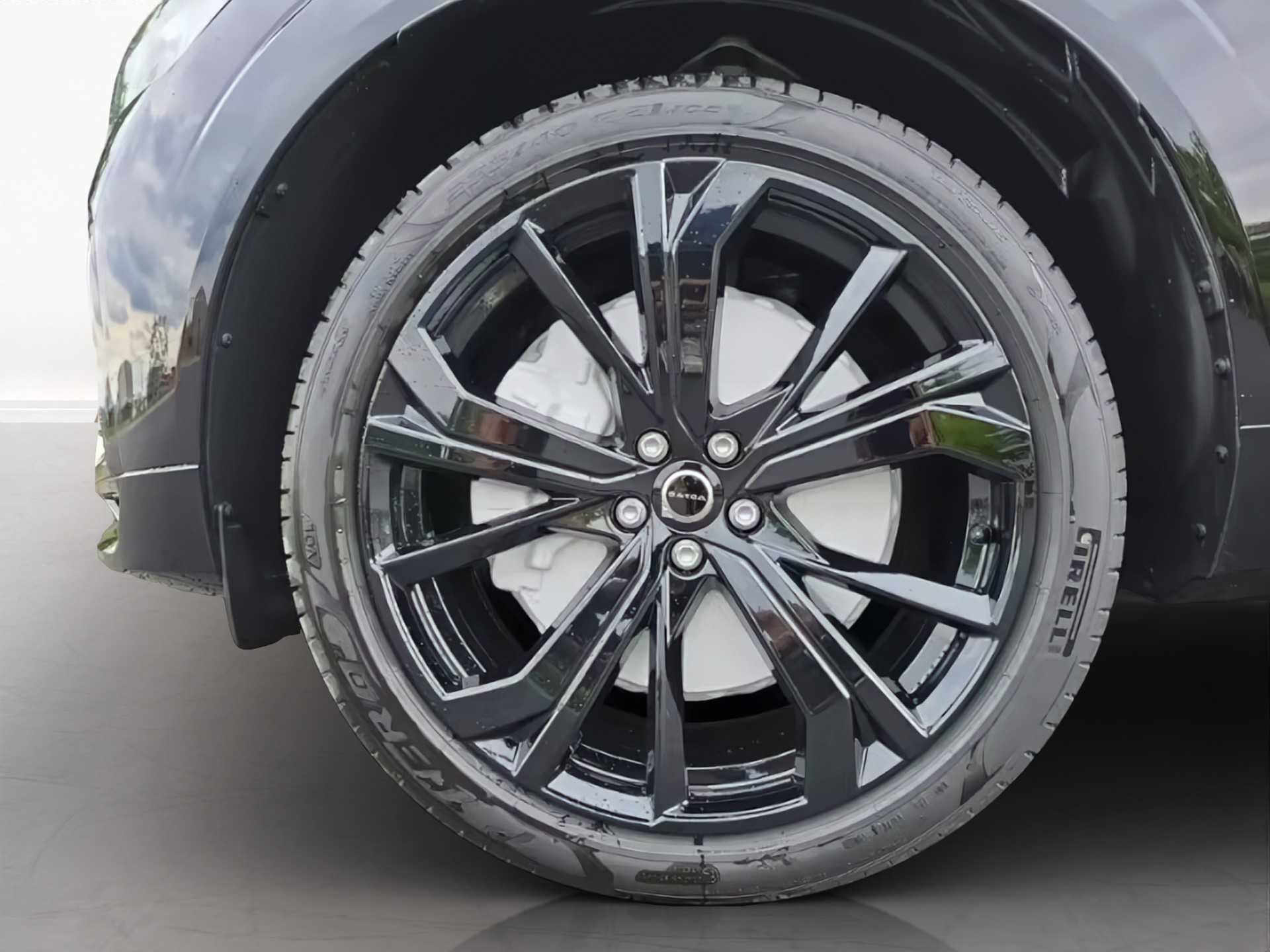 VOLVO XC60 T8 eAWD Plus Black Edition MY26-image-20