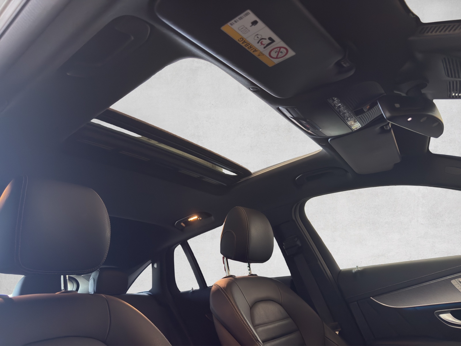 MERCEDES-BENZ EQC 400 AMG Line 4Matic-image-13