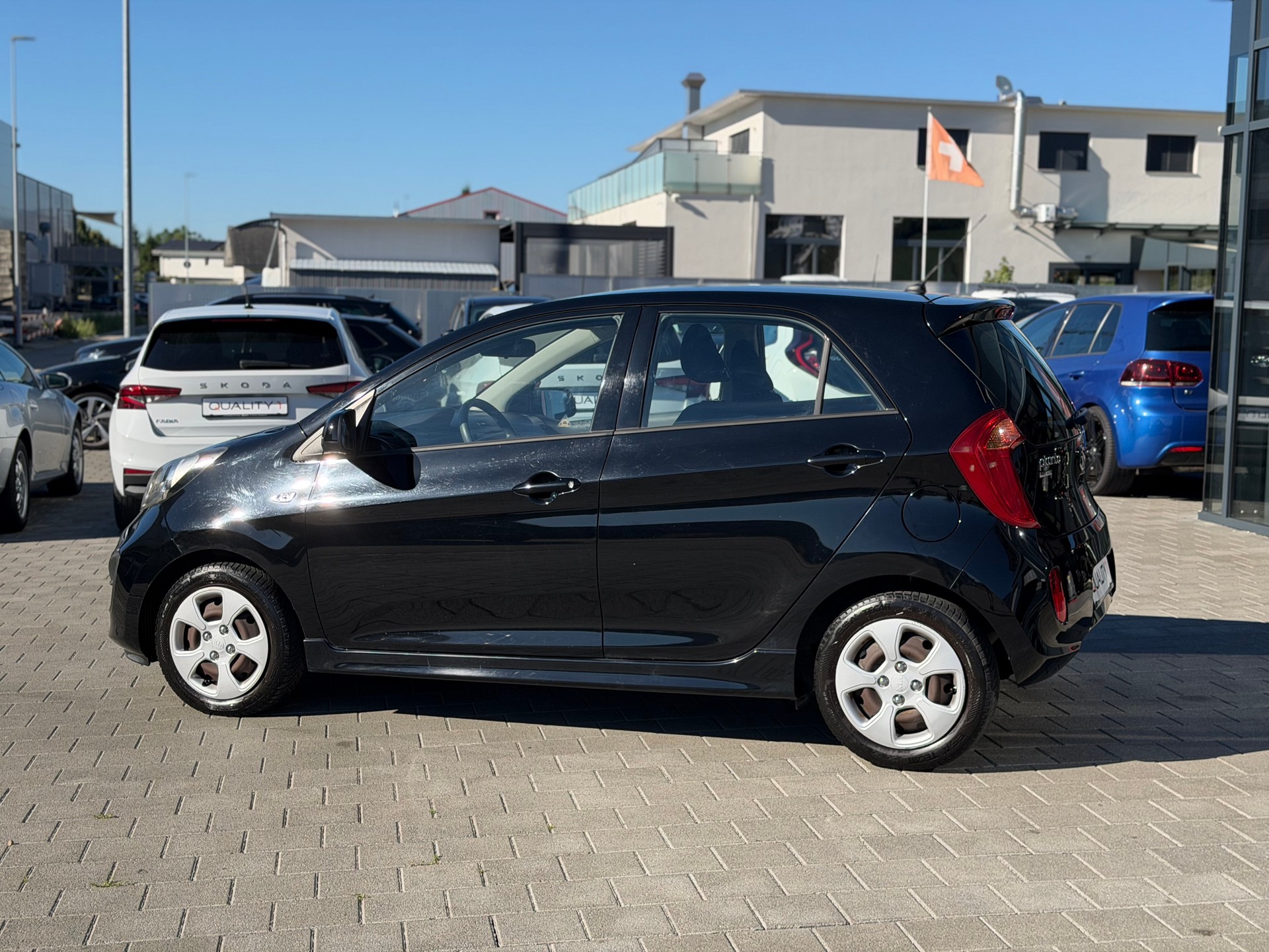 KIA Picanto 1.2 CVVT Style Automatic-showroom-element-3