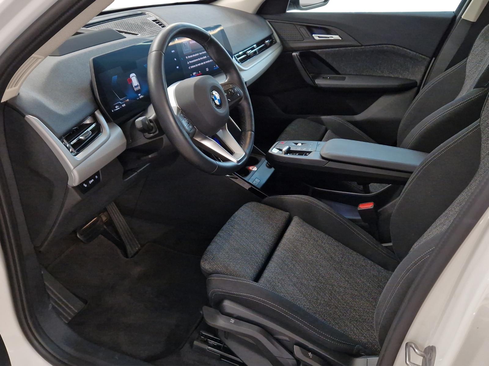 BMW X1 xDrive20d-image-8