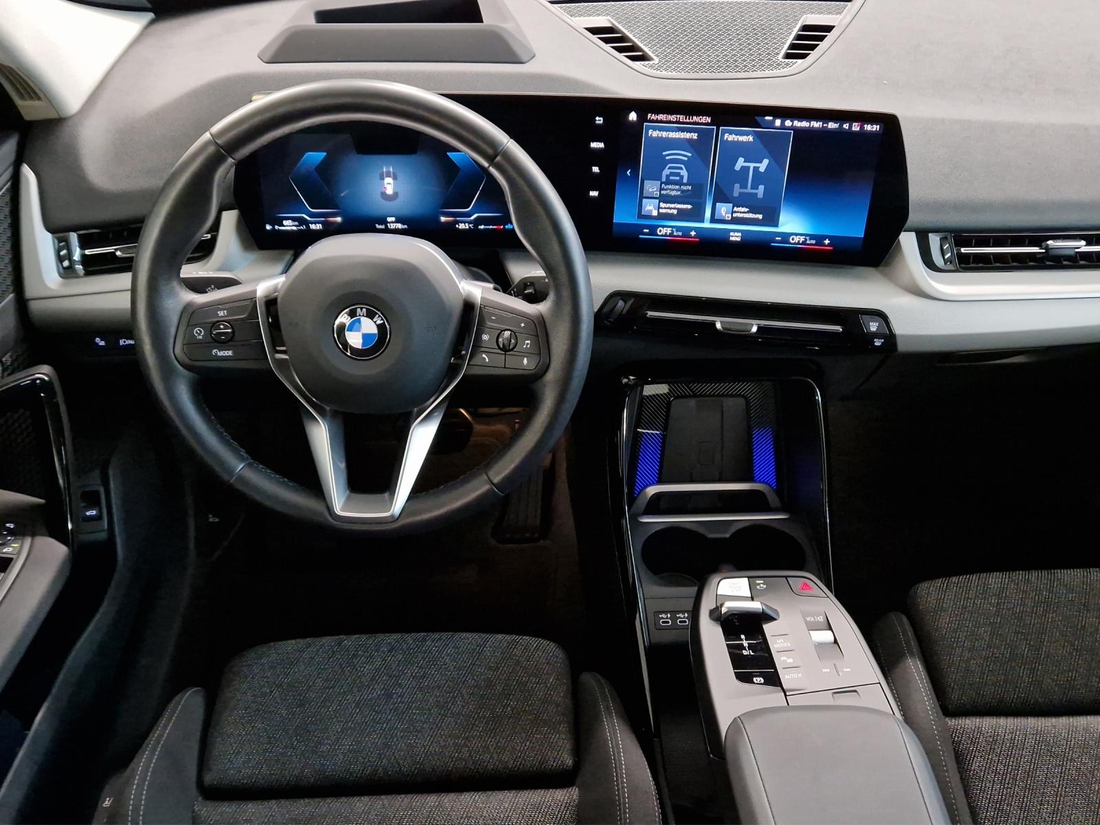 BMW X1 xDrive20d-image-11