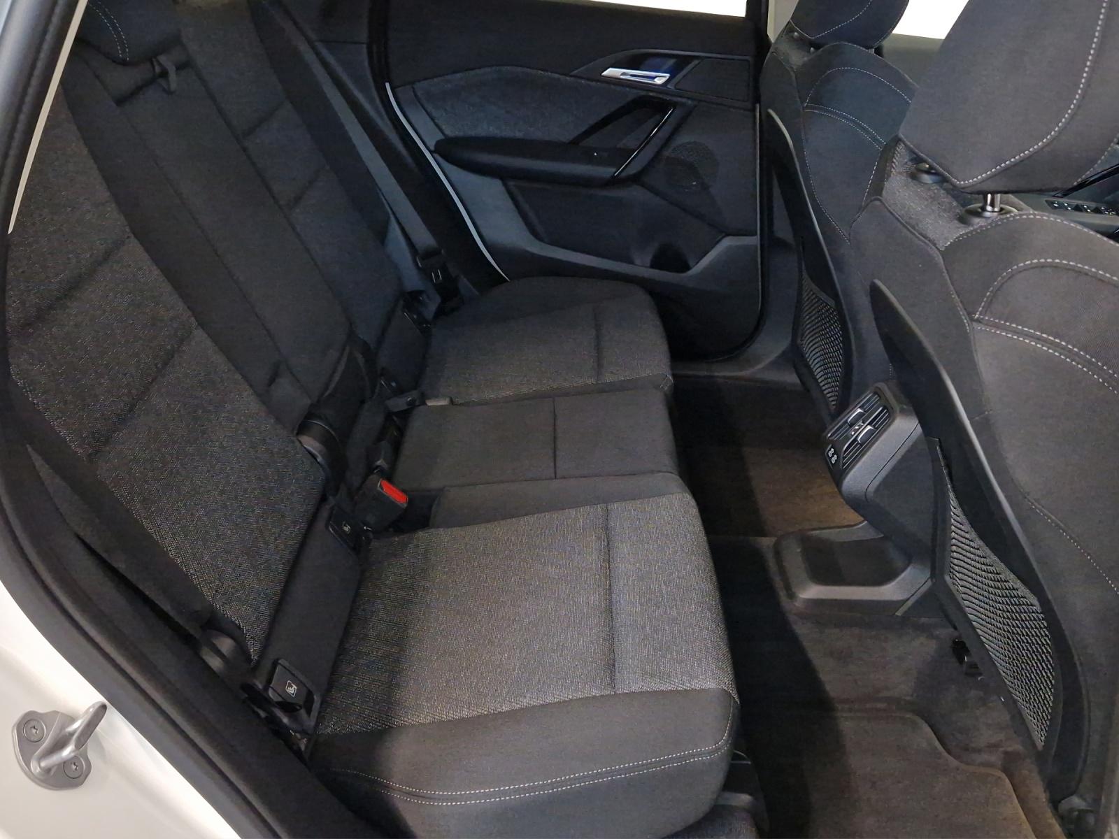 BMW X1 xDrive20d-image-15