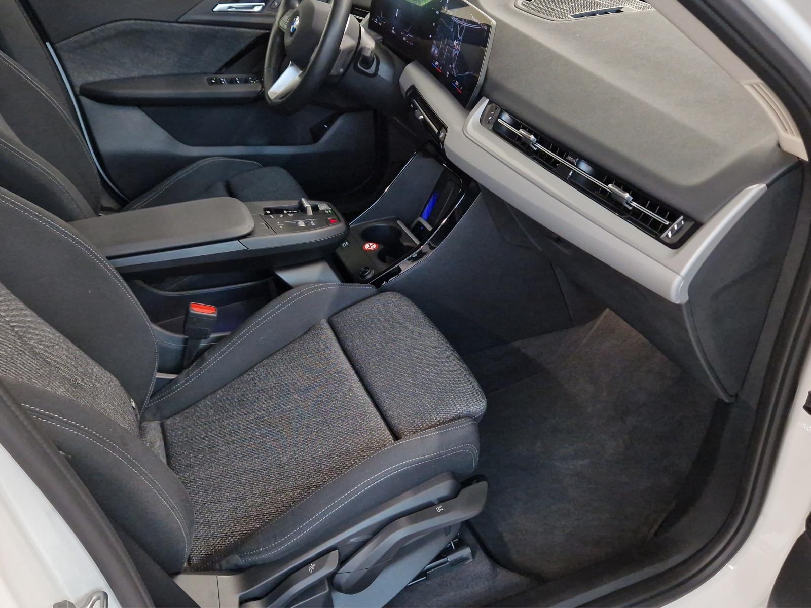 BMW X1 xDrive20d-image-14