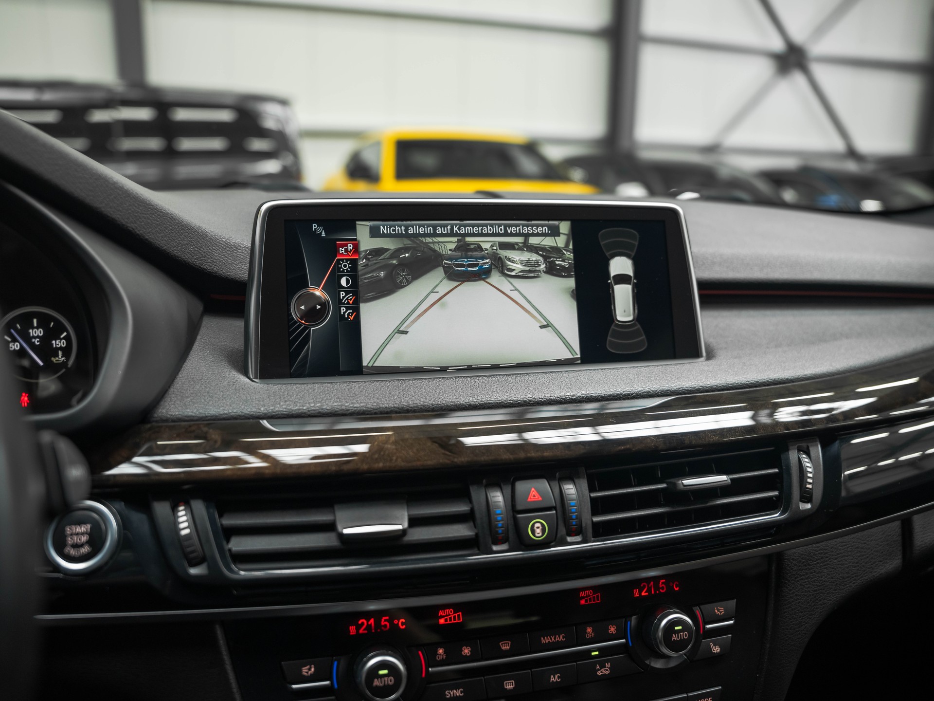 BMW X5 xDrive M50d Steptronic-image-23