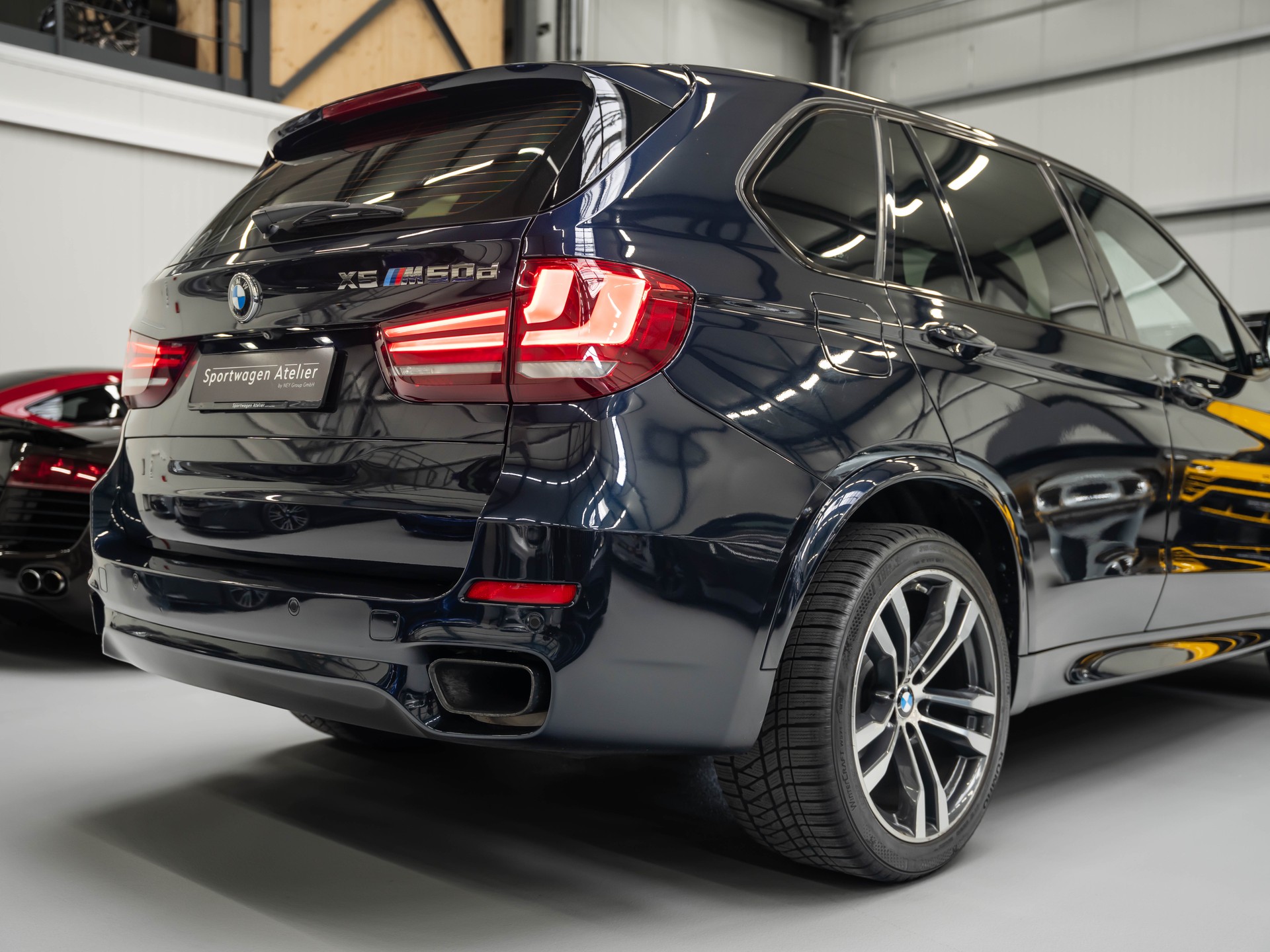 BMW X5 xDrive M50d Steptronic-image-14