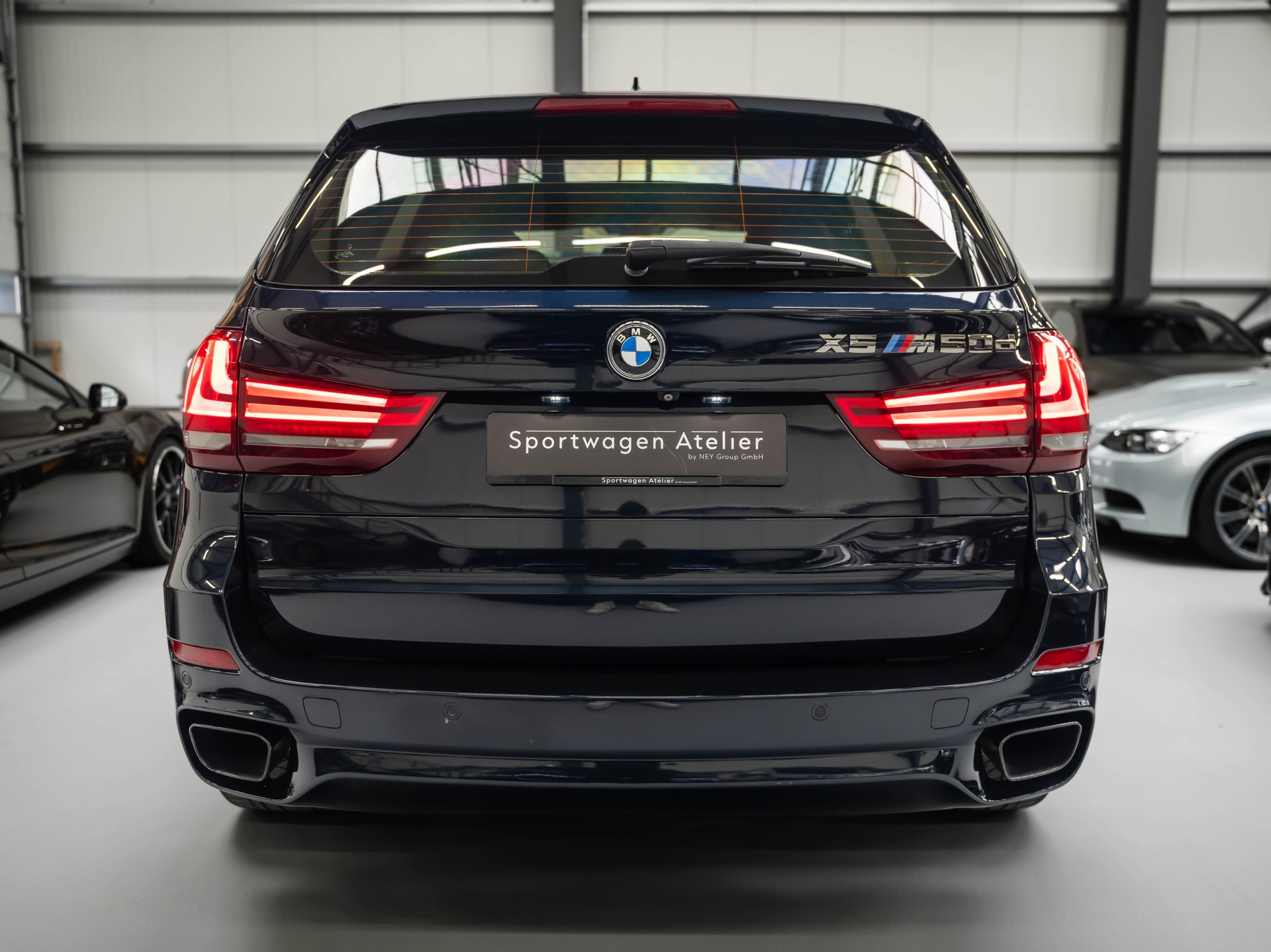 BMW X5 xDrive M50d Steptronic-showroom-element-2