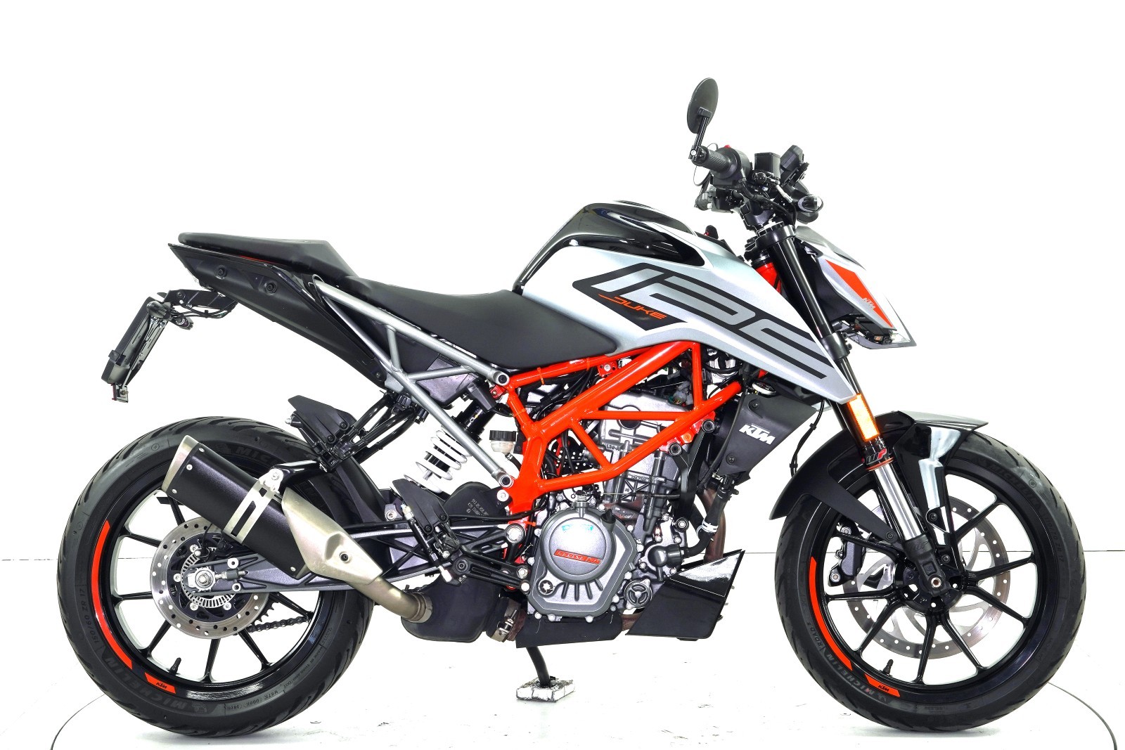 KTM 125 Duke ABS-image-3