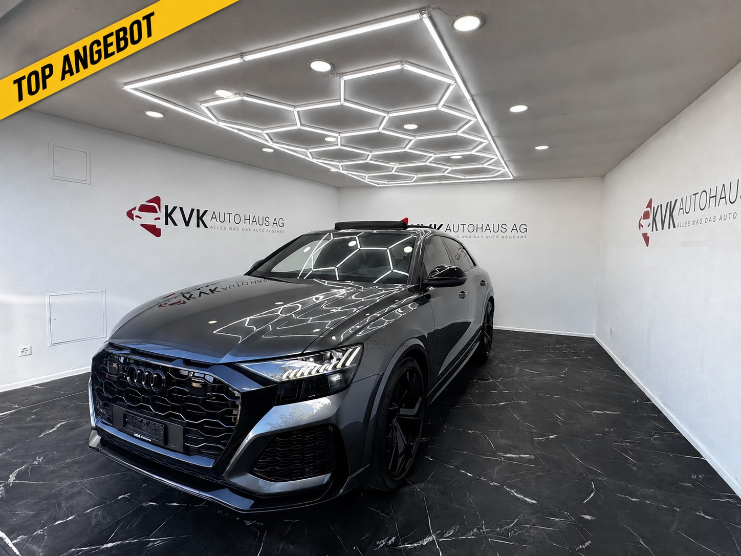 AUDI RSQ8 quattro tiptronic | VOLLAUSSTATTUNG | PANORAMA | GARANTIE BIS 100'000 KM |