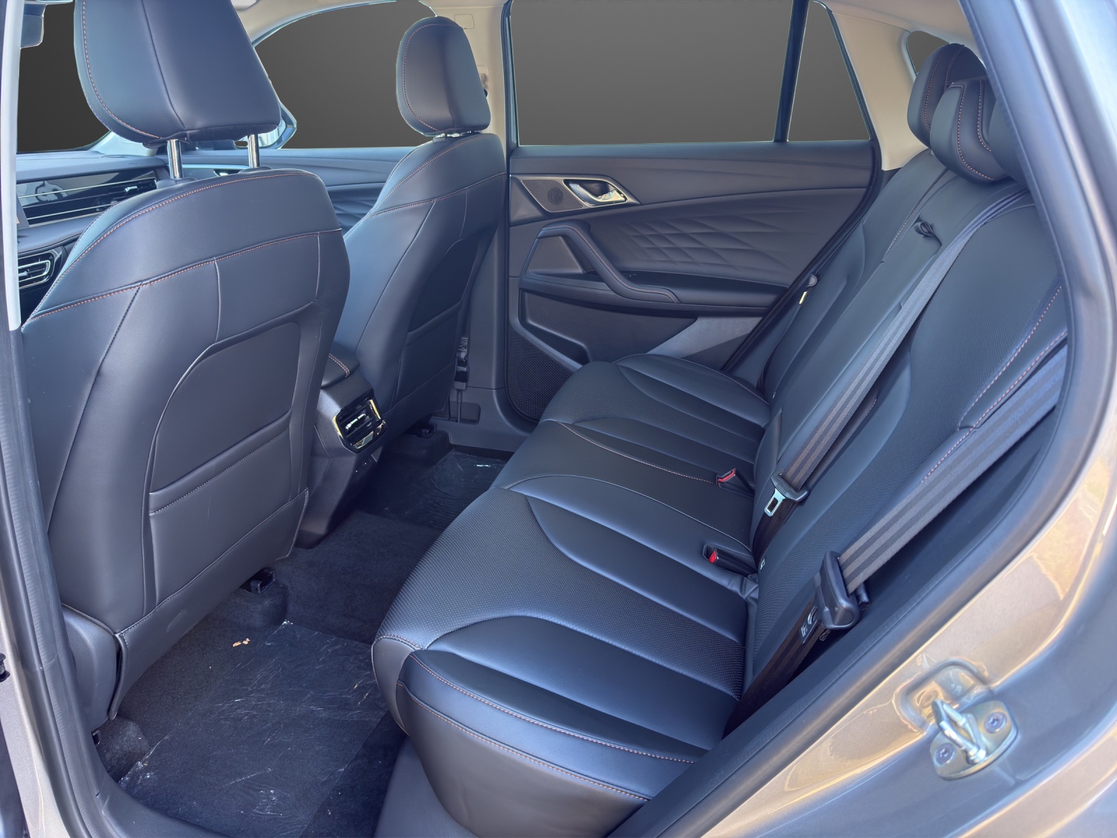 MG HS 1.5 PHEV Luxury-image-8