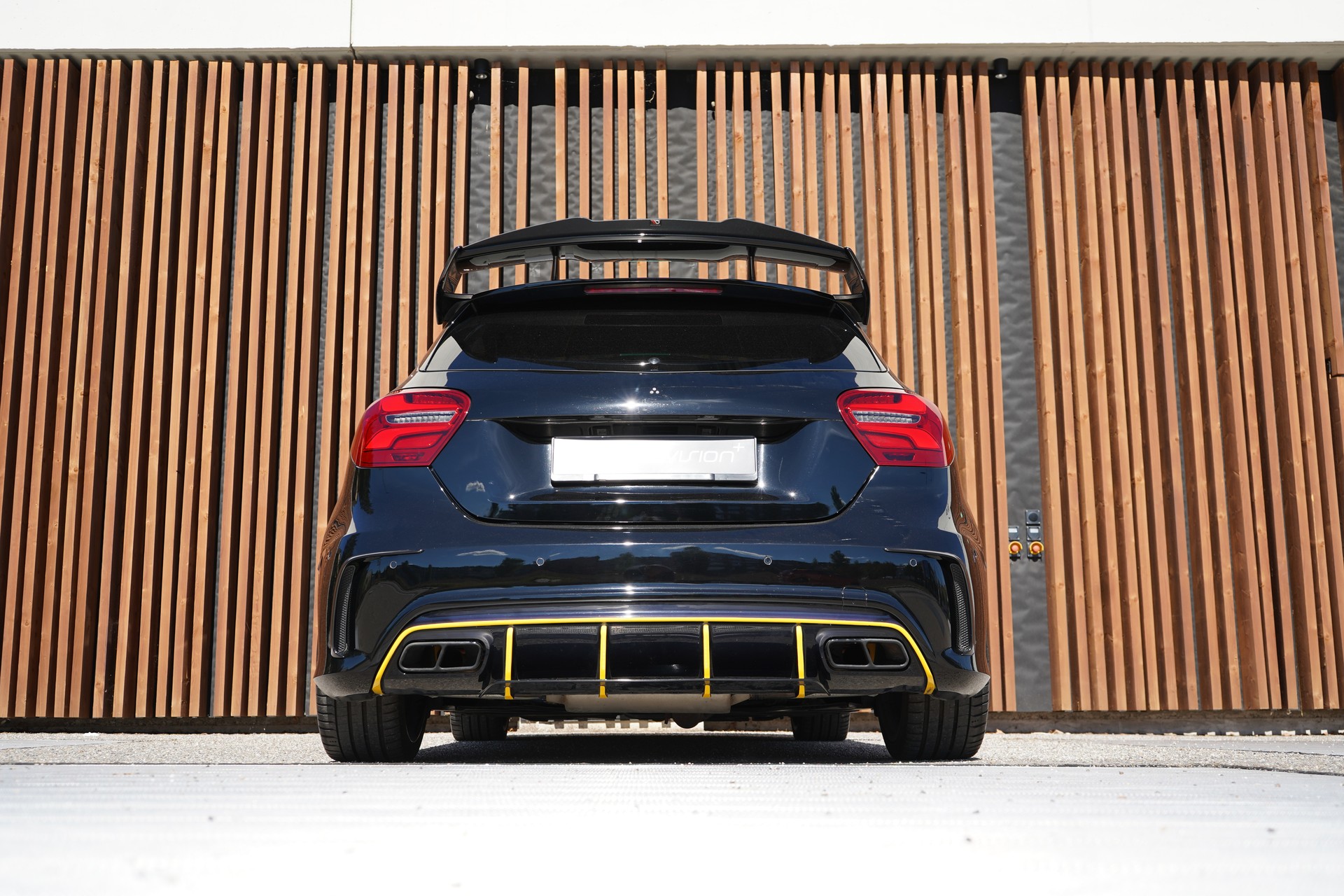 MERCEDES-BENZ A 45 AMG YELLOW NIGHT EDITION 4MATIC 7G-DCT l 380 PS-image-11