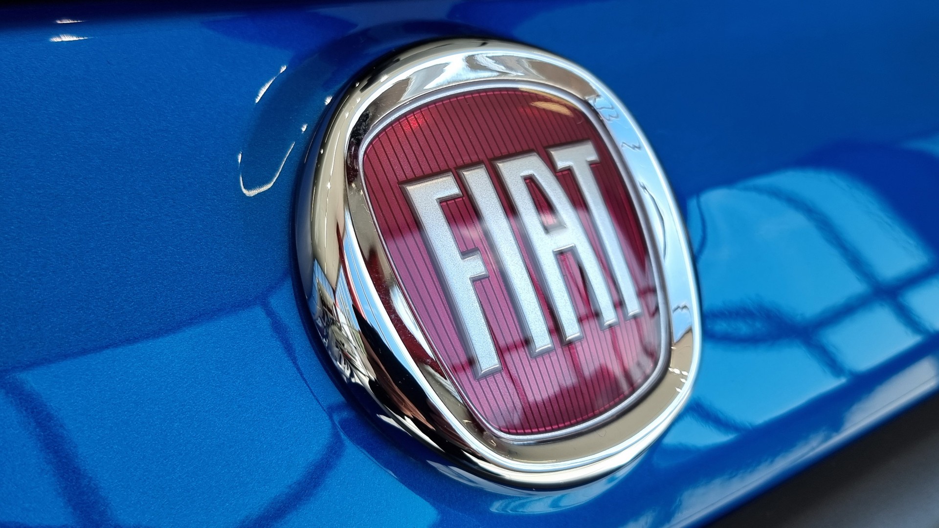 FIAT Pandina 1.0 Hybrid Cross-image-21