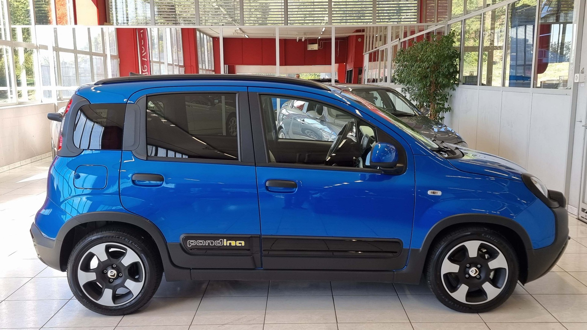 FIAT Pandina 1.0 Hybrid Cross-image-5