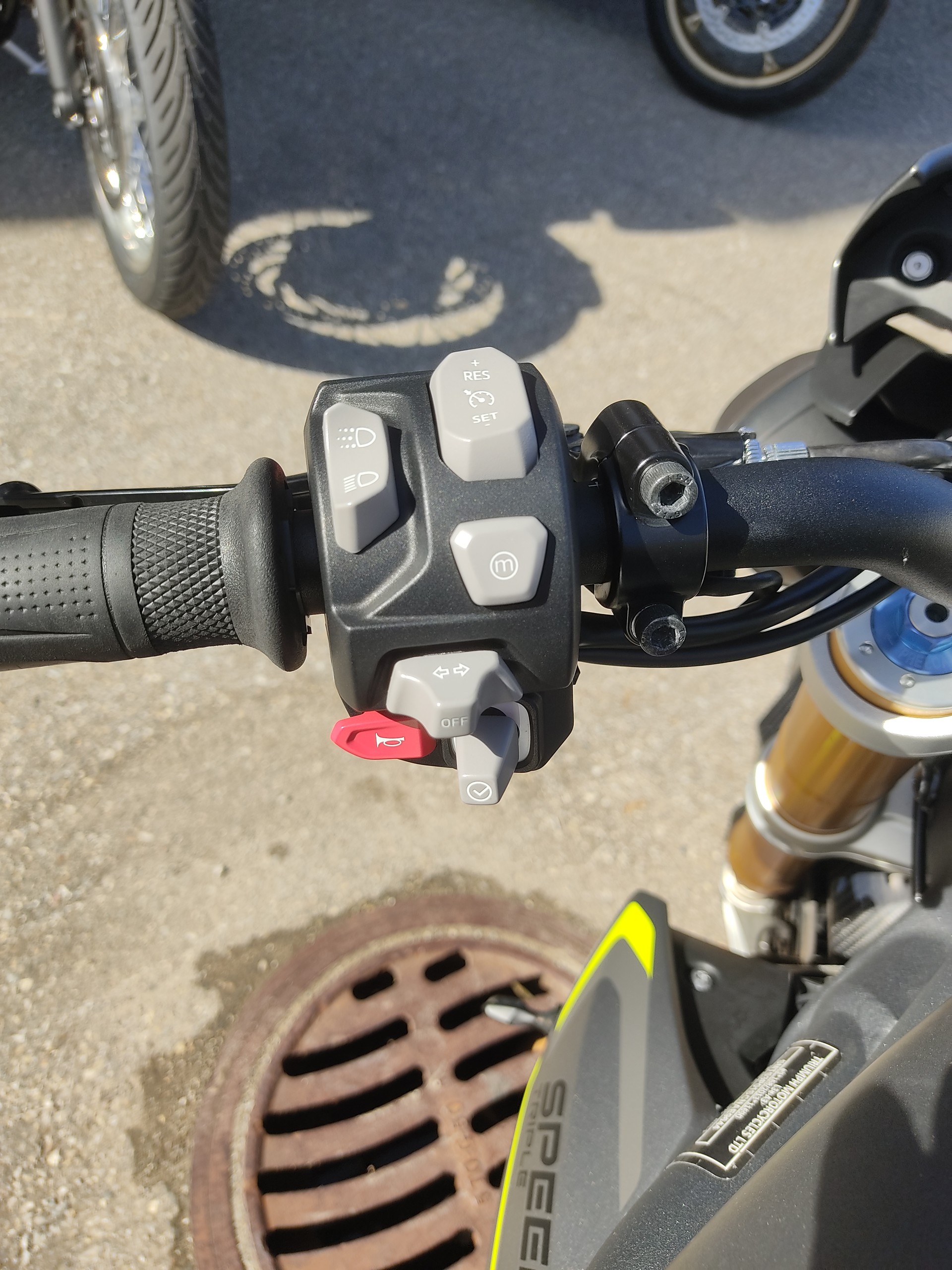 TRIUMPH Speed Triple RS-image-6