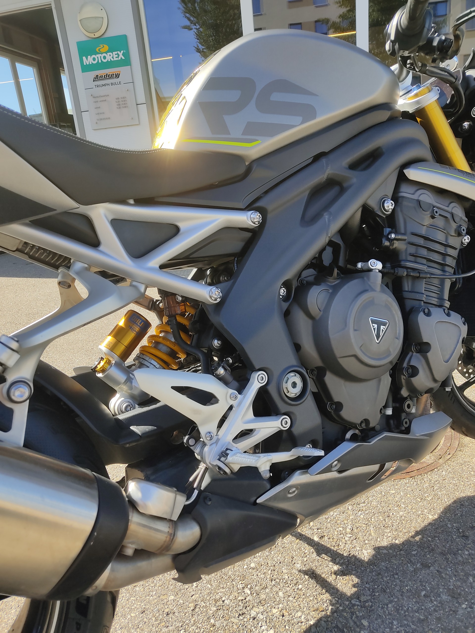 TRIUMPH Speed Triple RS-showroom-element-3