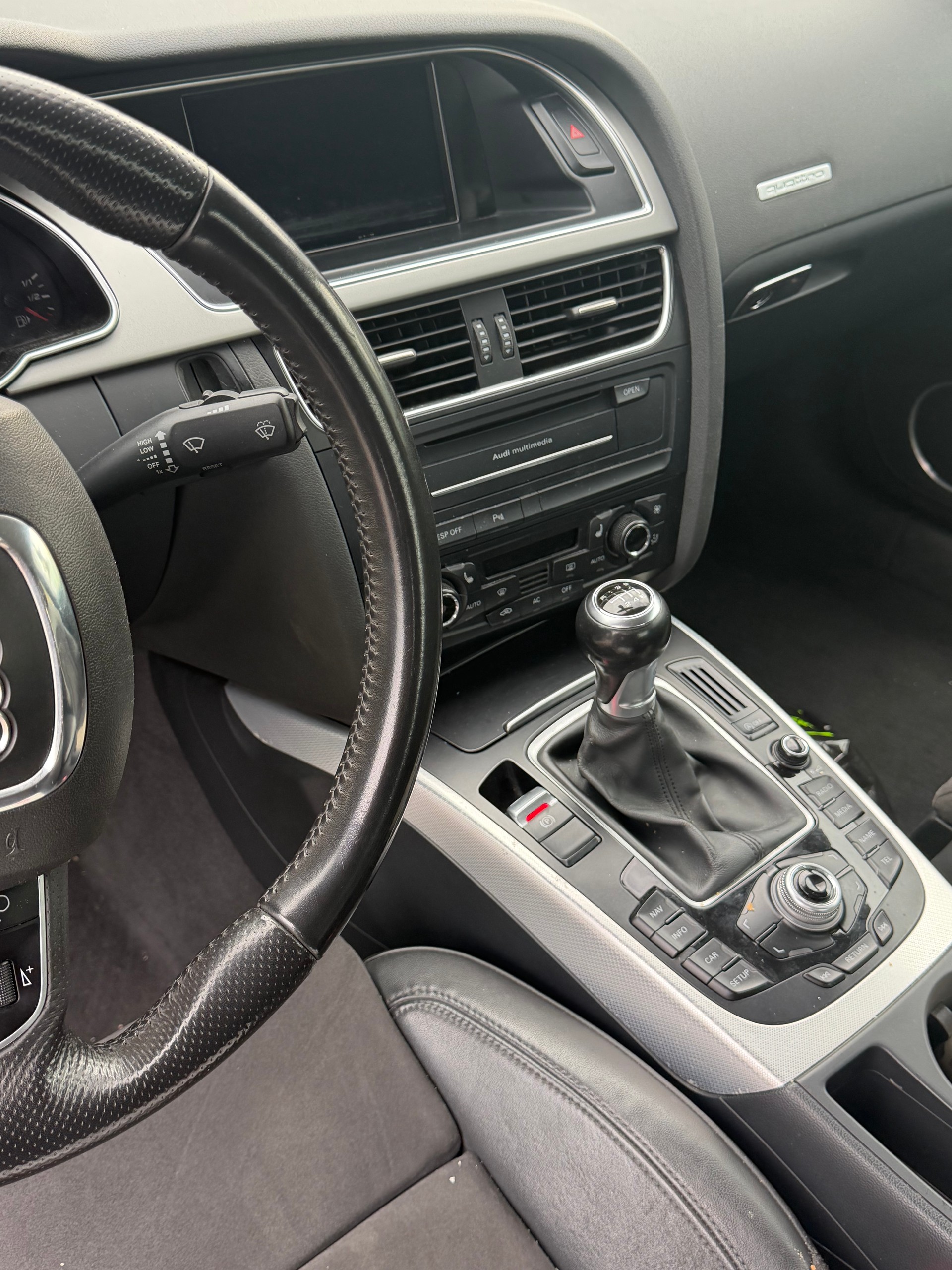 AUDI A5 Coupé 2.0 TFSI quattro-image-6
