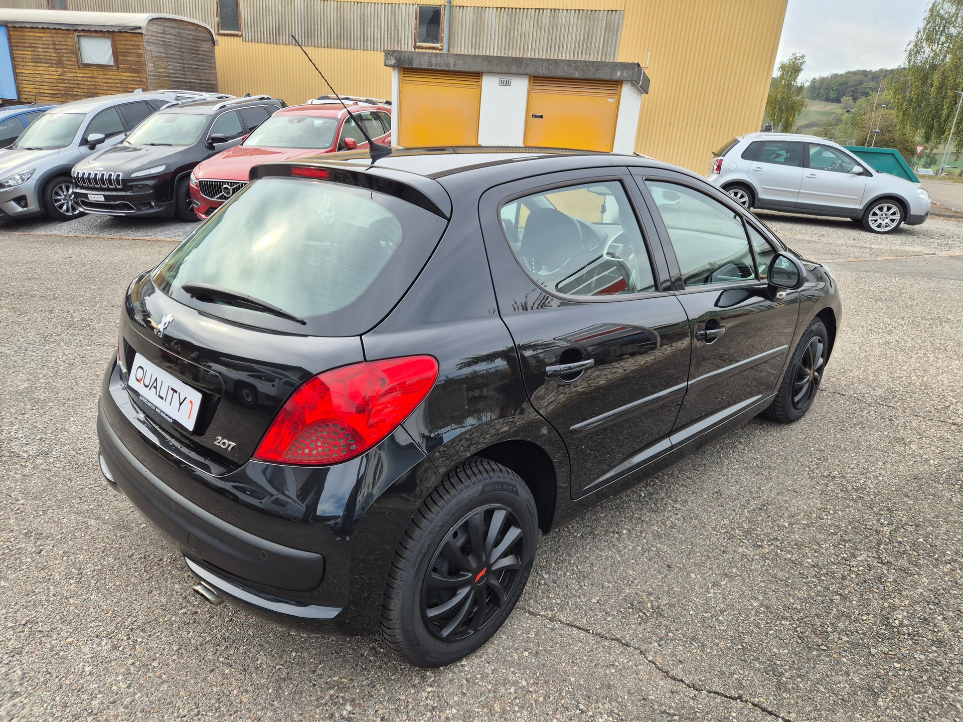 PEUGEOT 207 1.6 16V XT Automatic-image-12