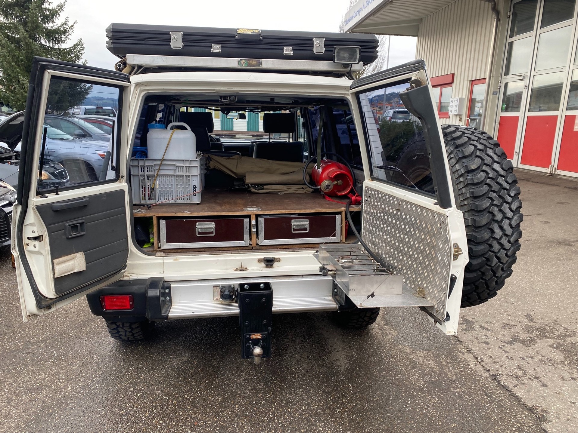 NISSAN Patrol GR 2.8 DL Wagon-image-15