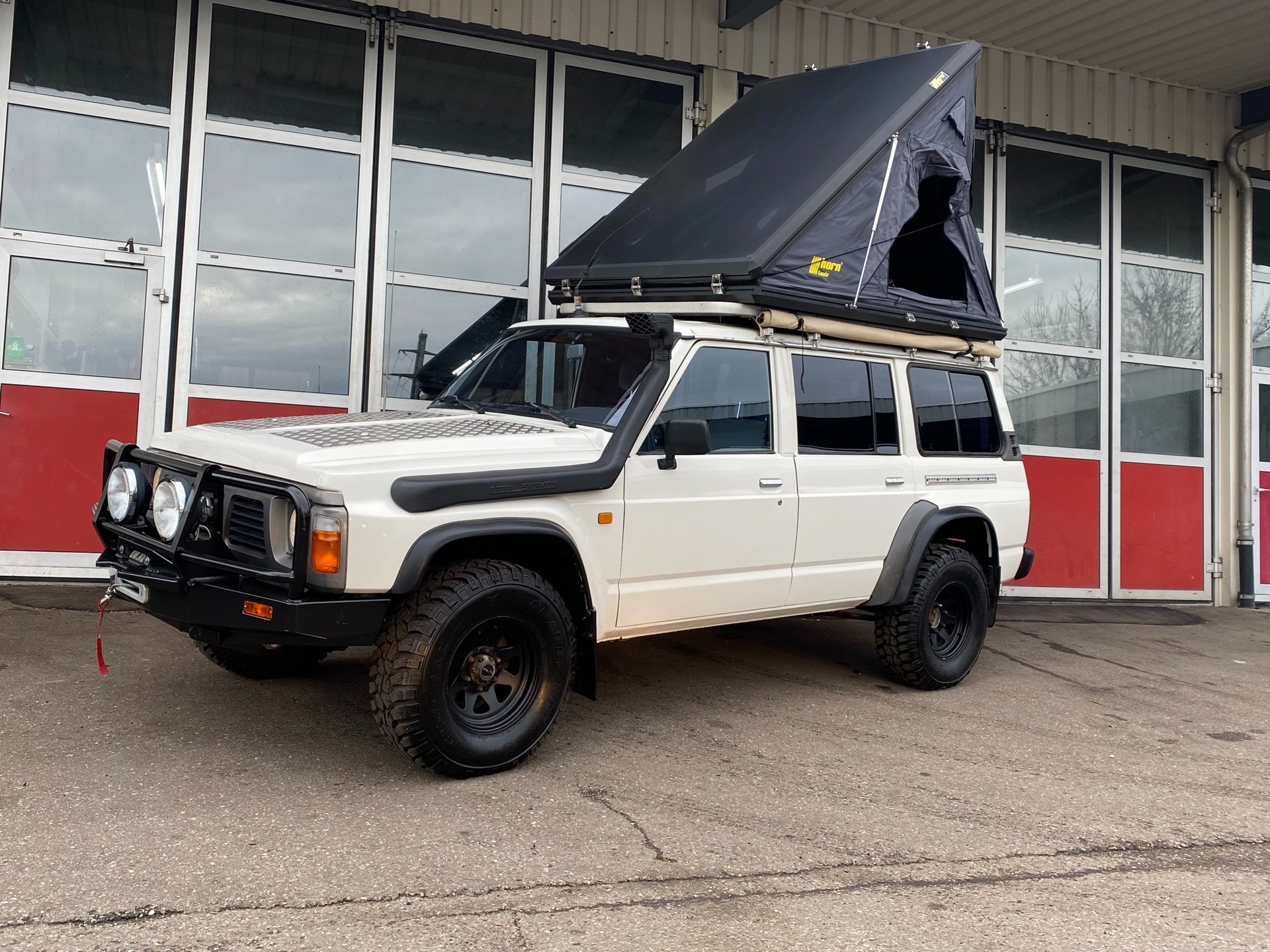 NISSAN Patrol GR 2.8 DL Wagon-image-11