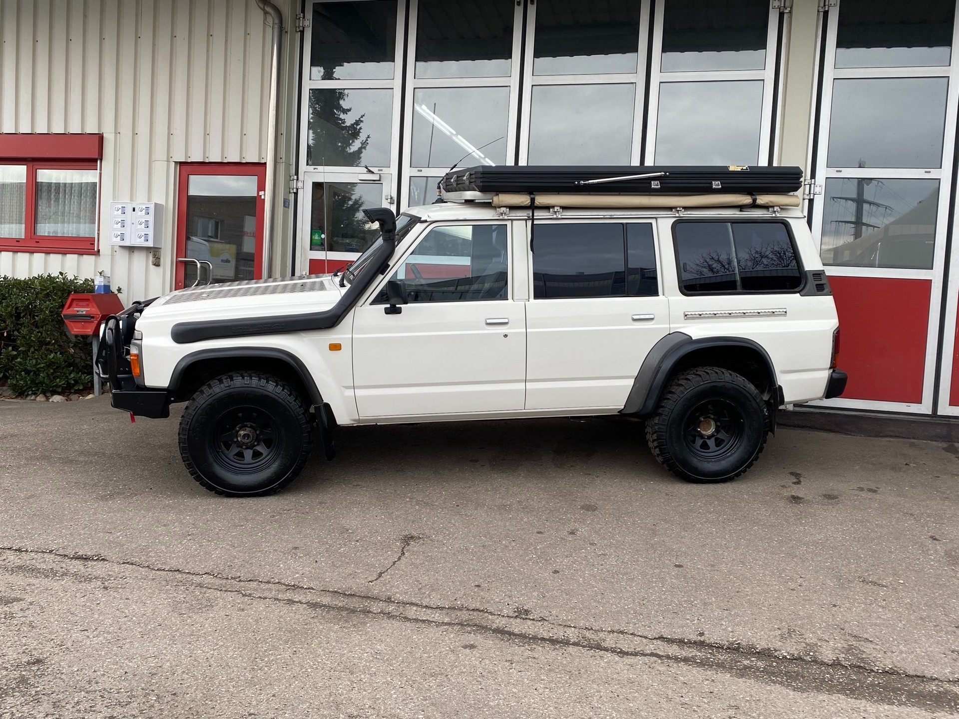 NISSAN Patrol GR 2.8 DL Wagon-image-4