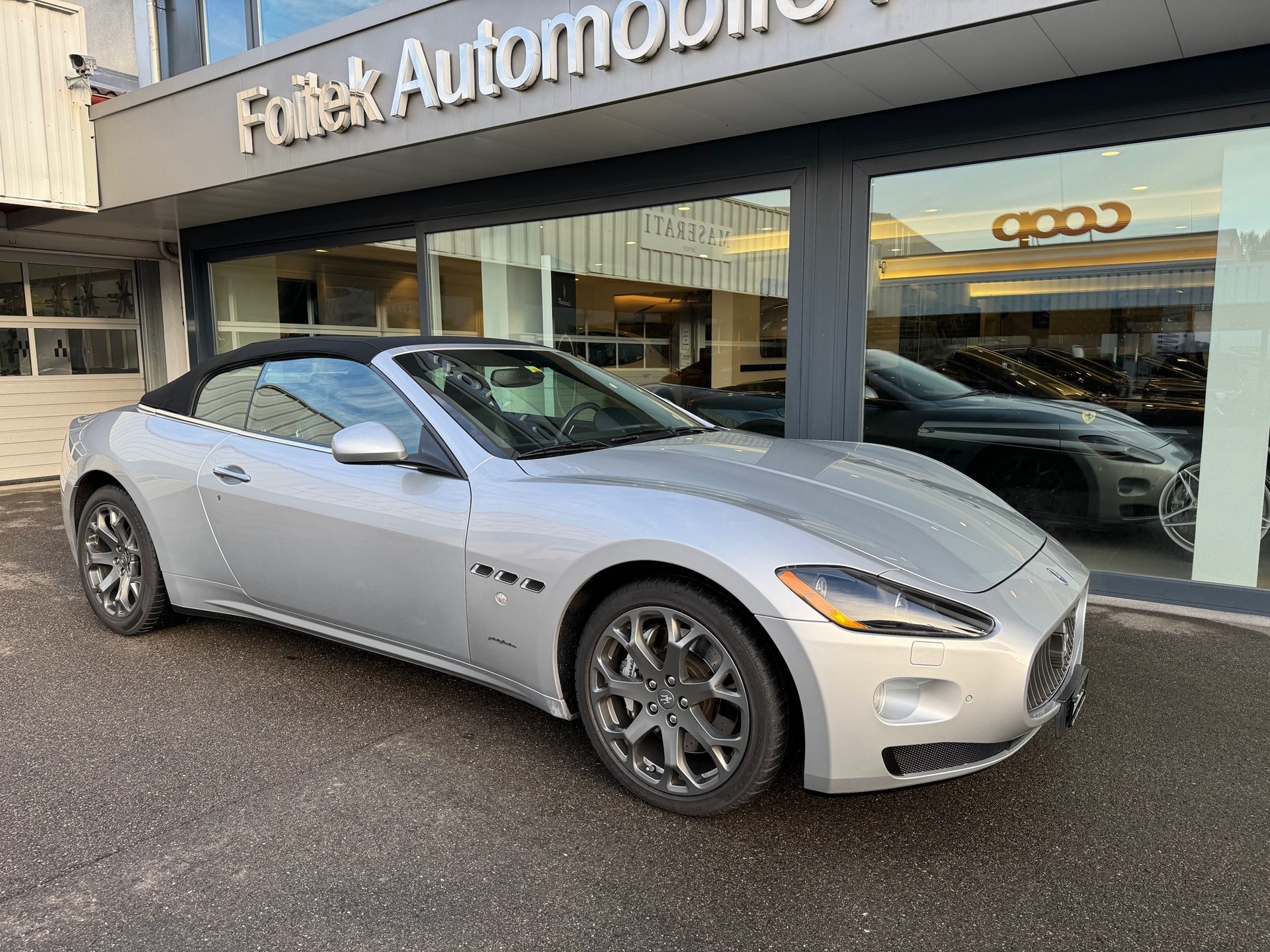 MASERATI GranCabrio-image-10
