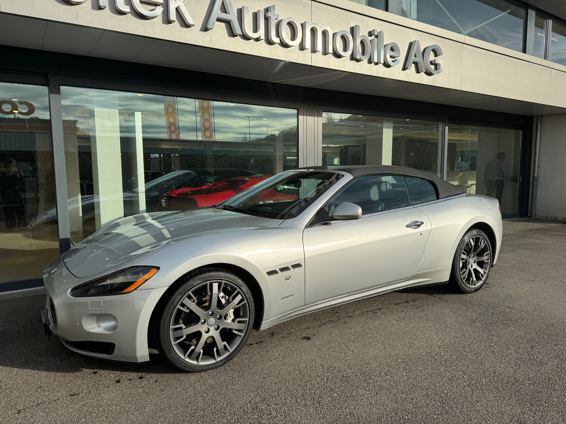 MASERATI GranCabrio-image-7