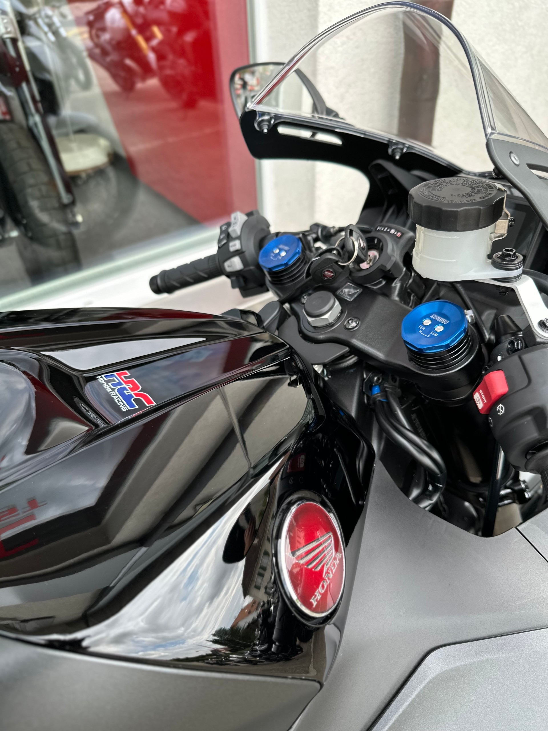 HONDA CBR 600 RR-image-6