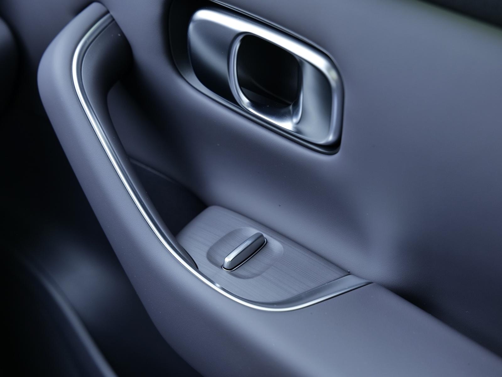 LEAPMOTOR C10 Design-image-12