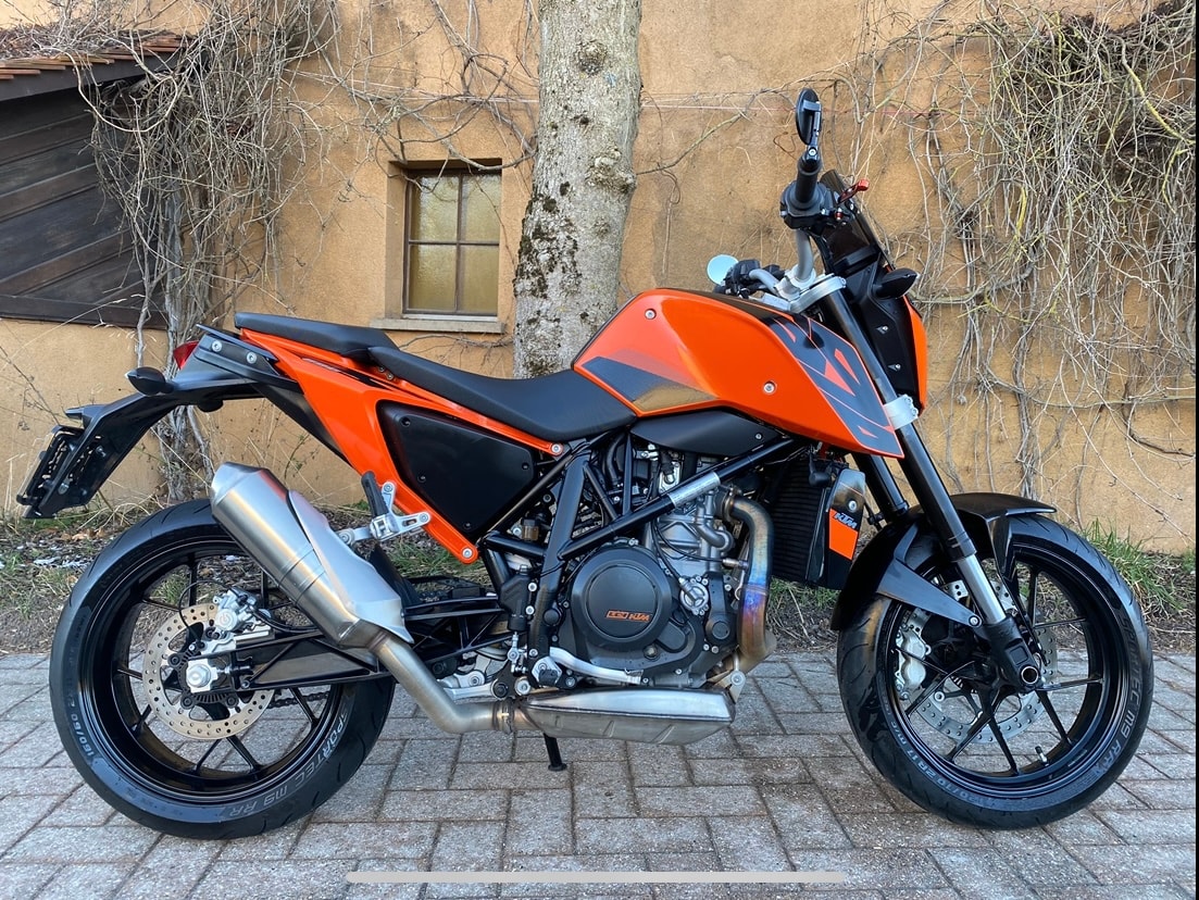 KTM 690 Duke-image-0