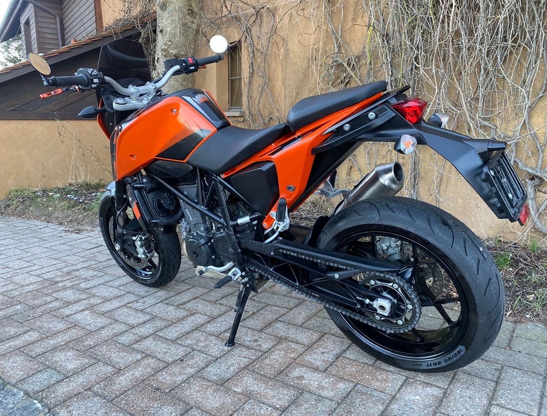 KTM 690 Duke-image-5