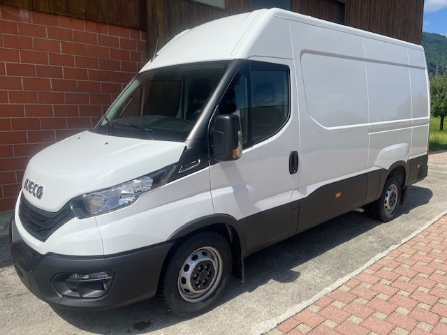 IVECO 35S16VA8 3520L H2