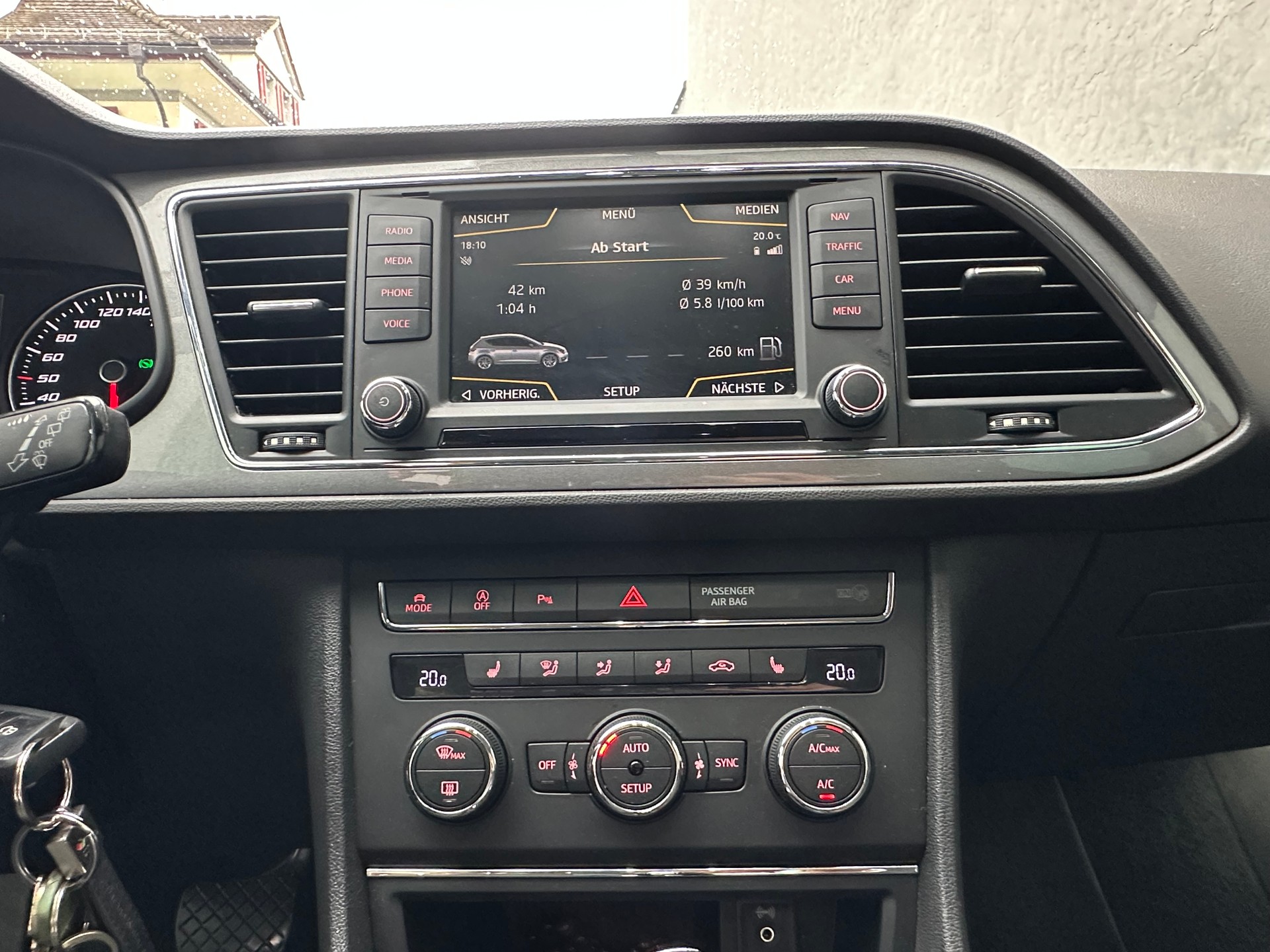 SEAT Leon 2.0 TDI FR Line DSG-image-14