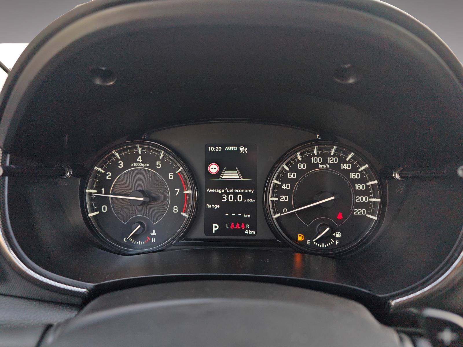 SUZUKI Vitara 1.4 T Compact Top Hybrid 4x4-image-11