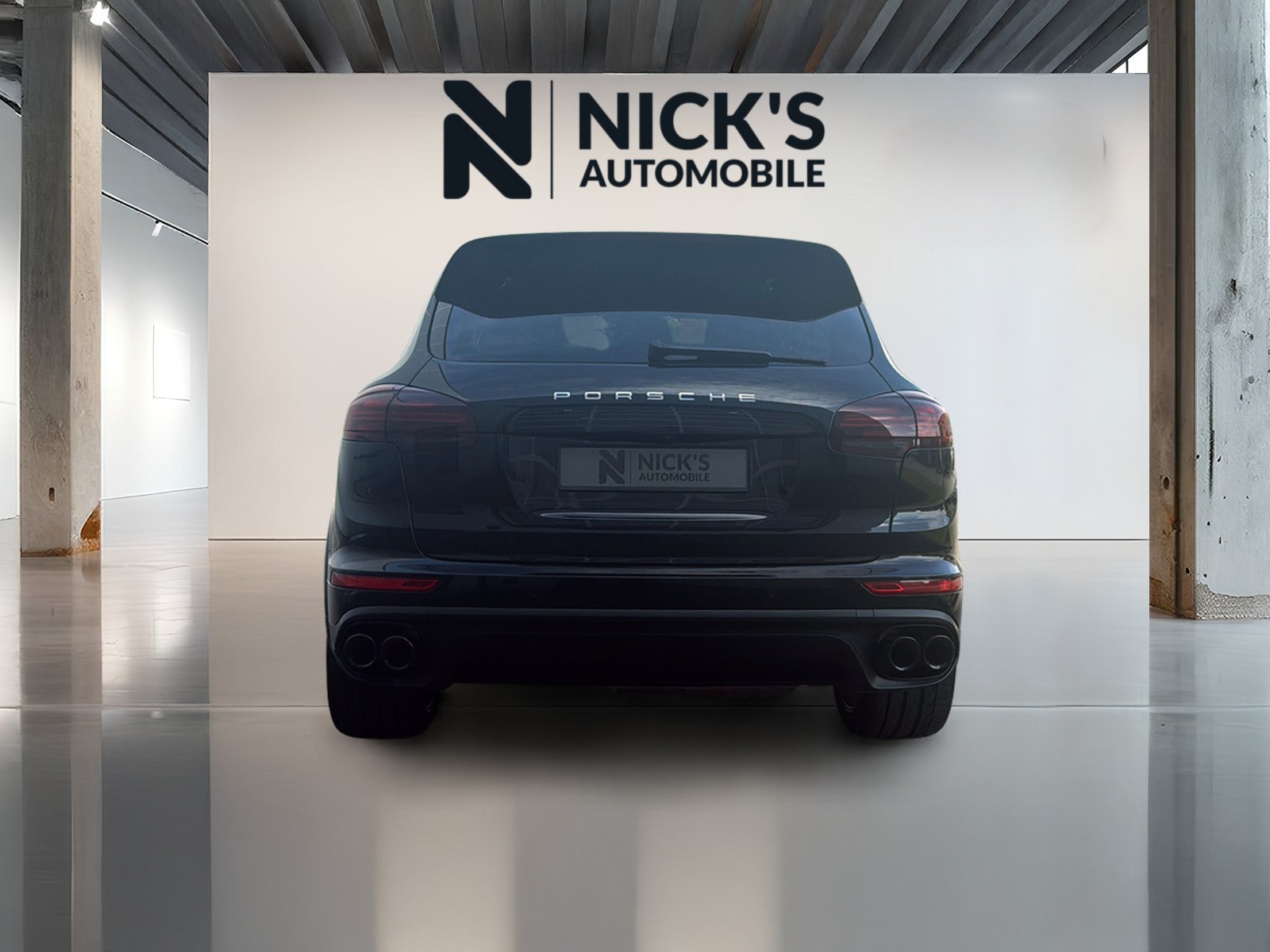 PORSCHE Cayenne Diesel Platinum Edition-showroom-element-3