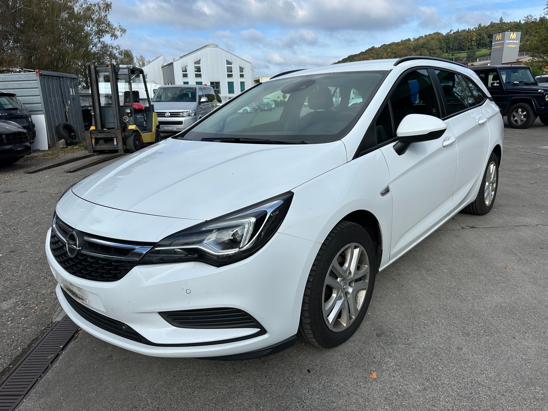 OPEL Astra Sports Tourer 1.4i Turbo Enjoy Automatic-image-1