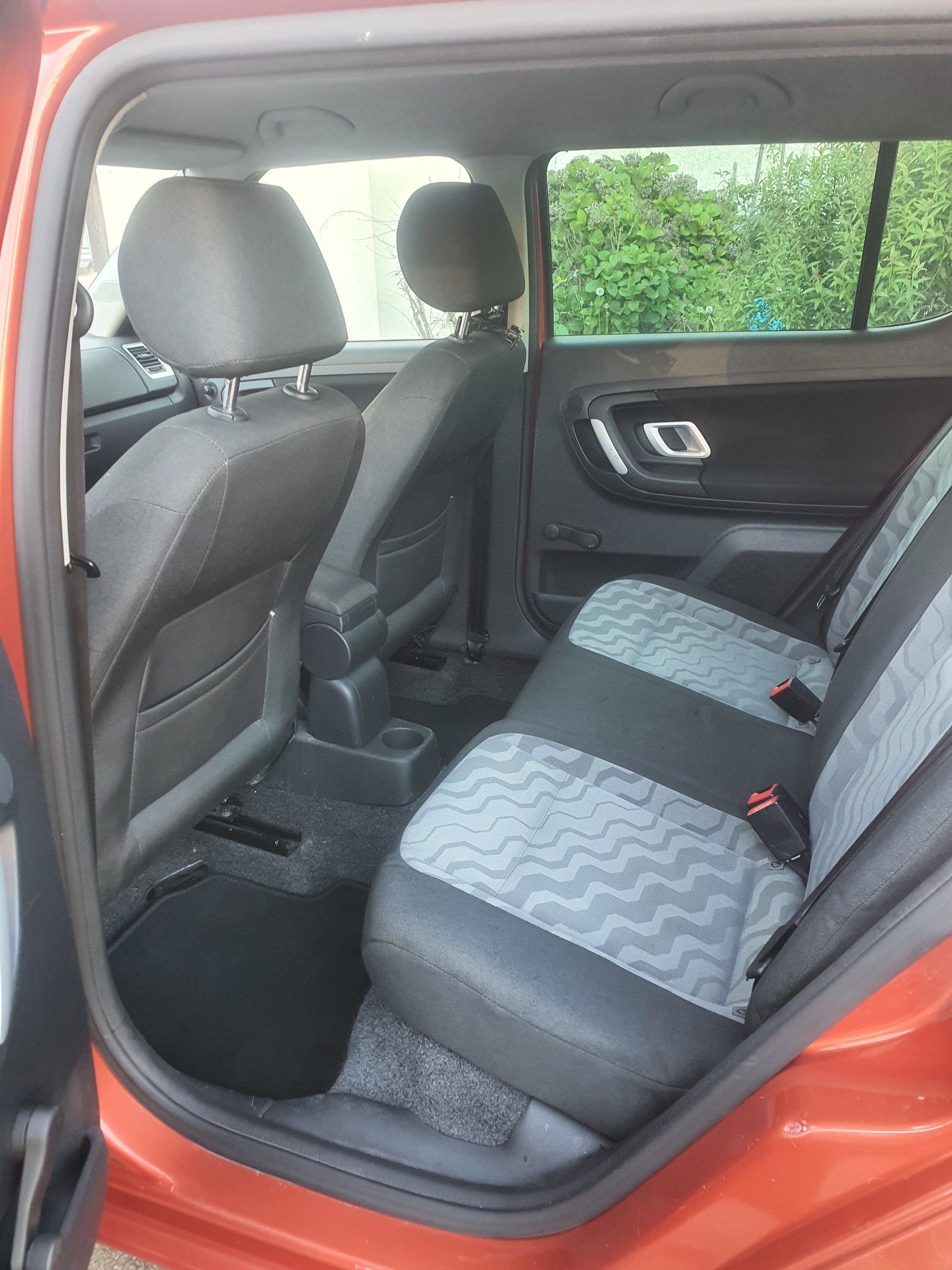 SKODA Fabia 1.4 TDI Elegance-image-9
