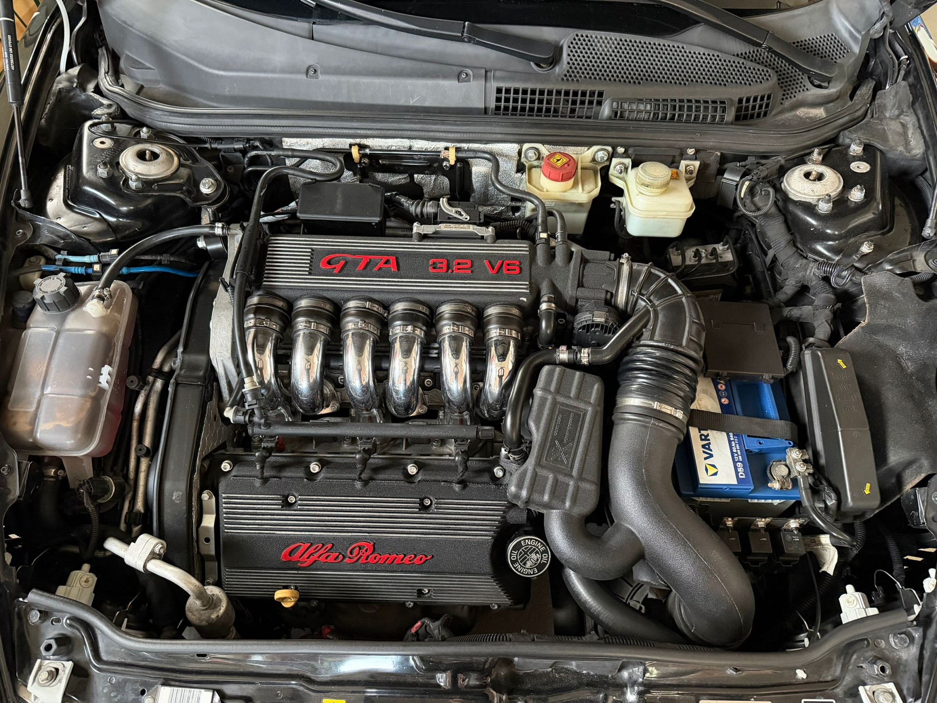ALFA ROMEO 147 3.2 GTA-image-4