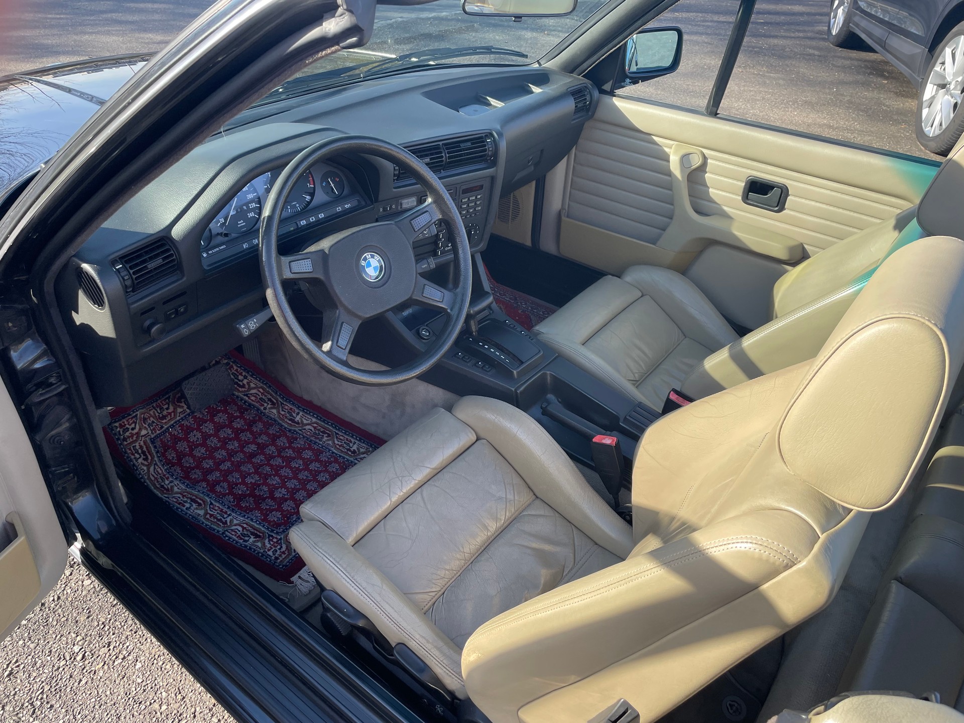 BMW 325i A Cabrio-image-7