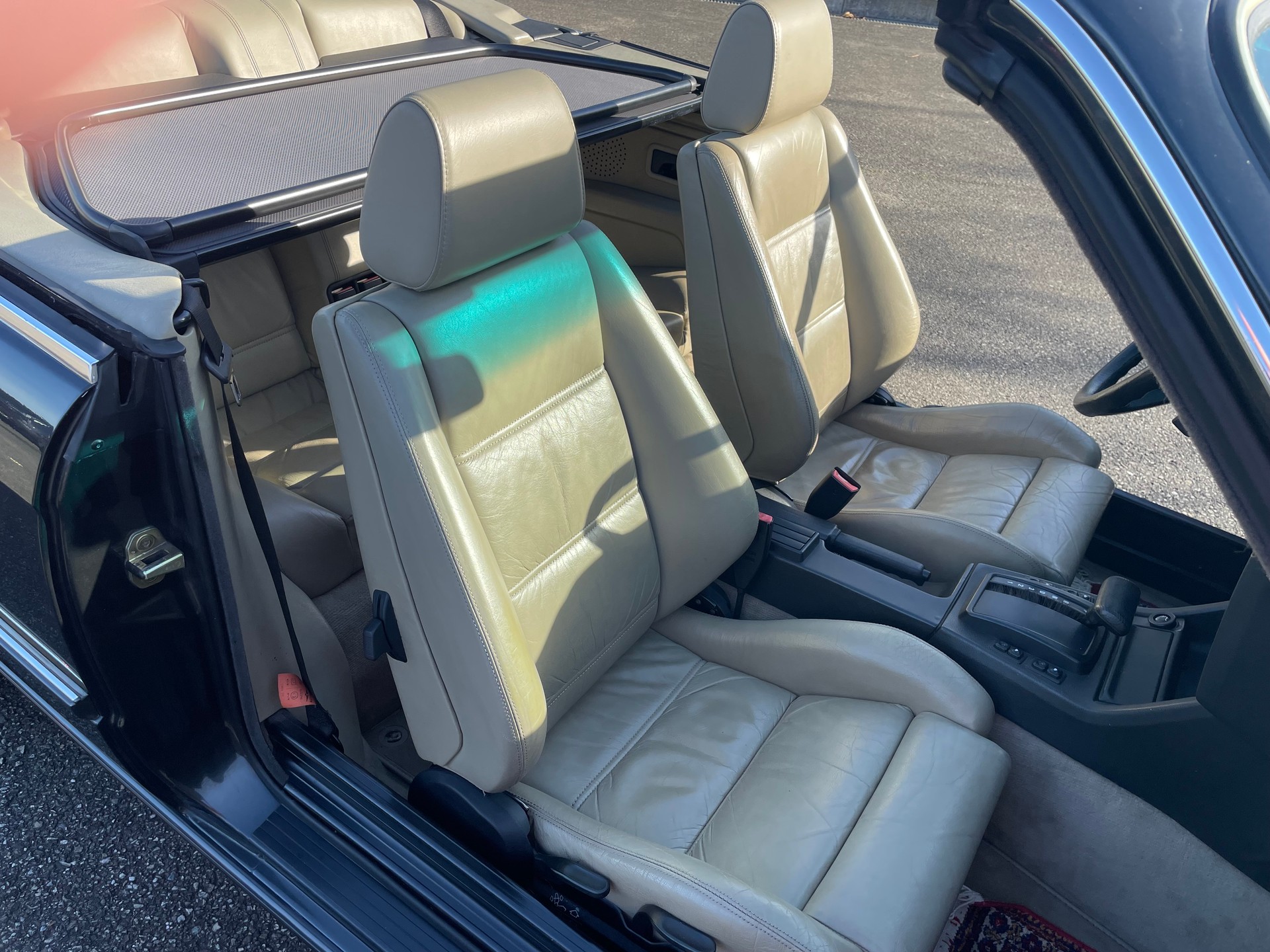 BMW 325i A Cabrio-image-10