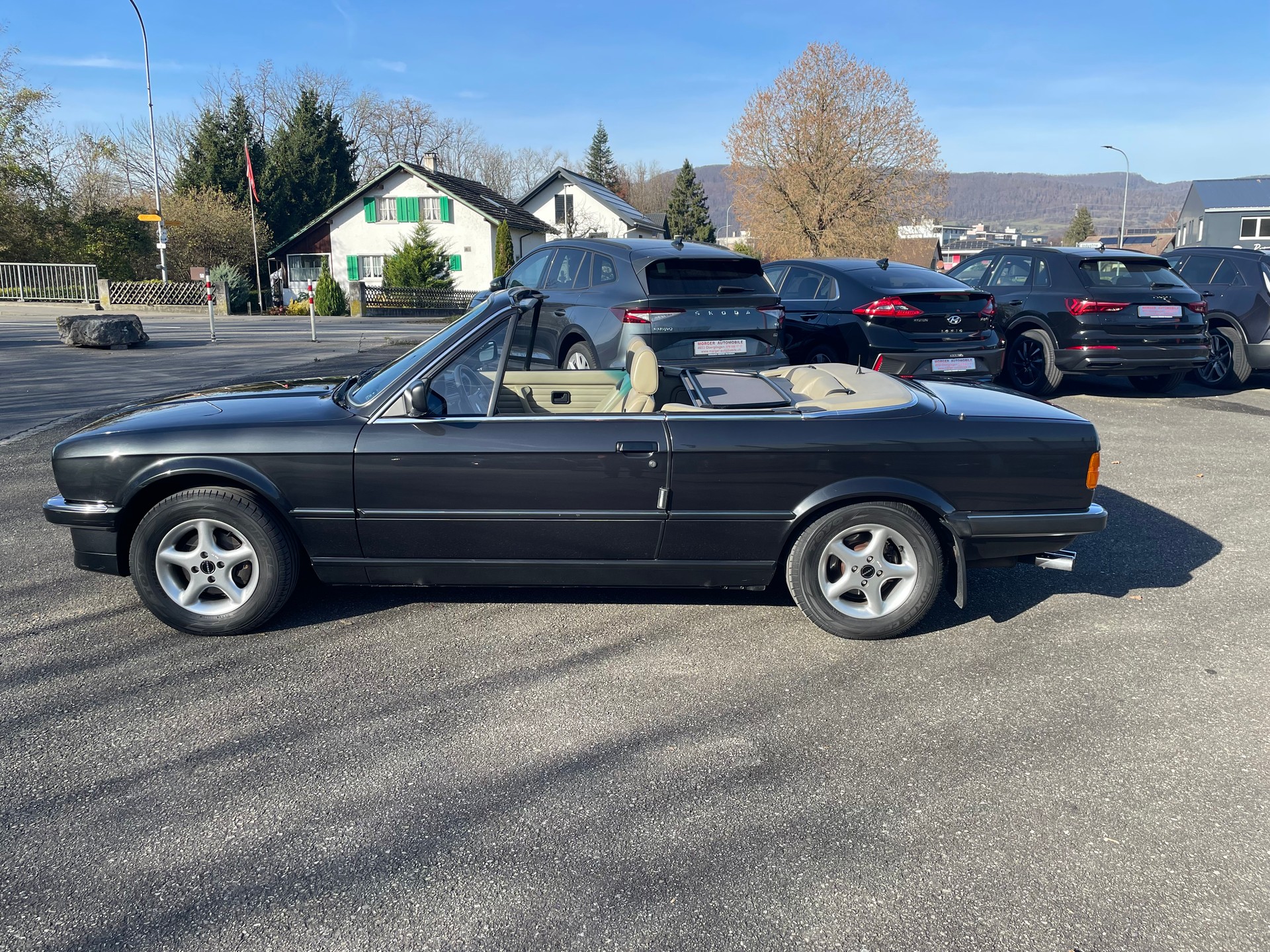 BMW 325i A Cabrio-image-3