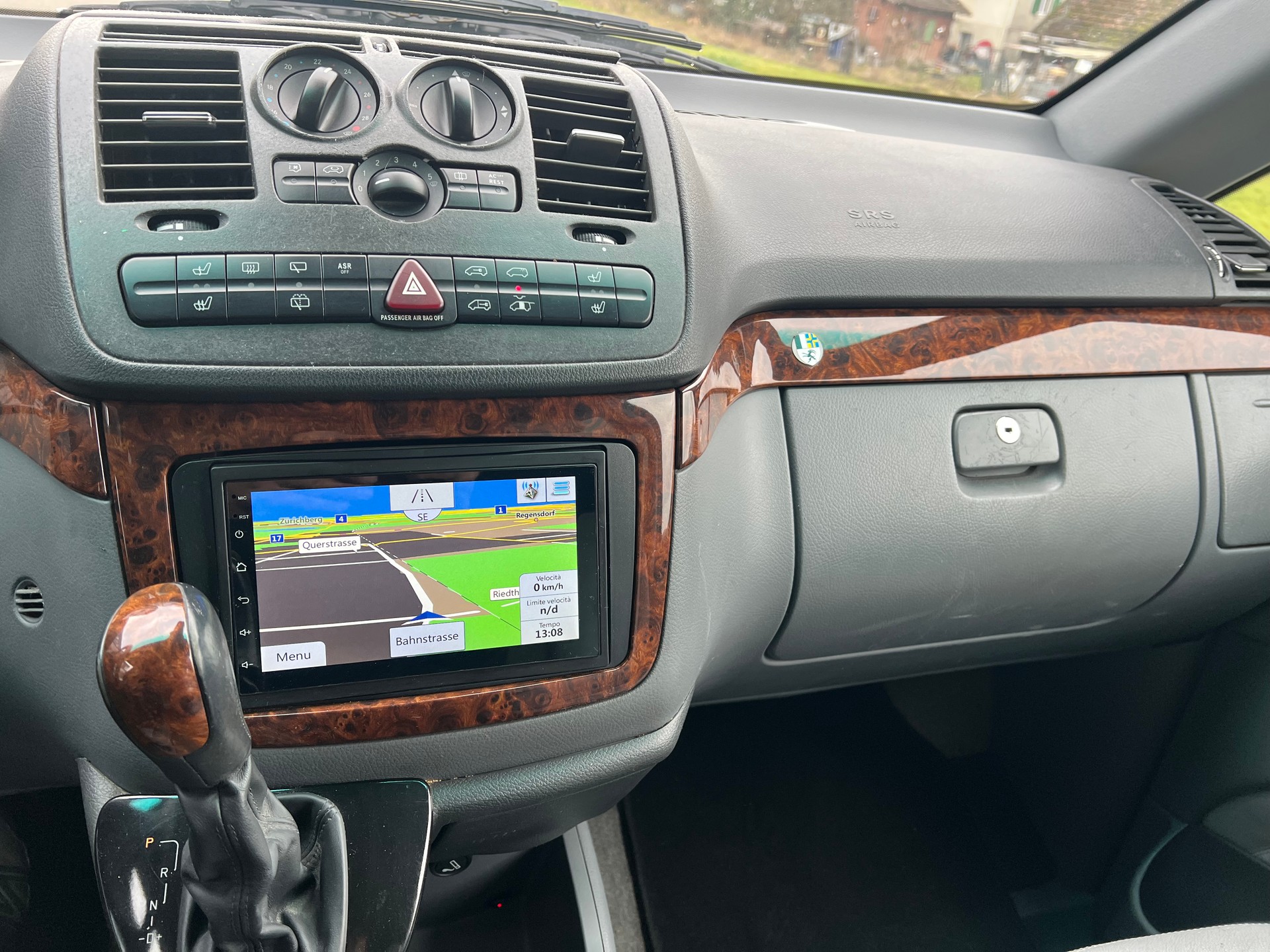 MERCEDES-BENZ Viano 2.2 CDI Trend-image-22