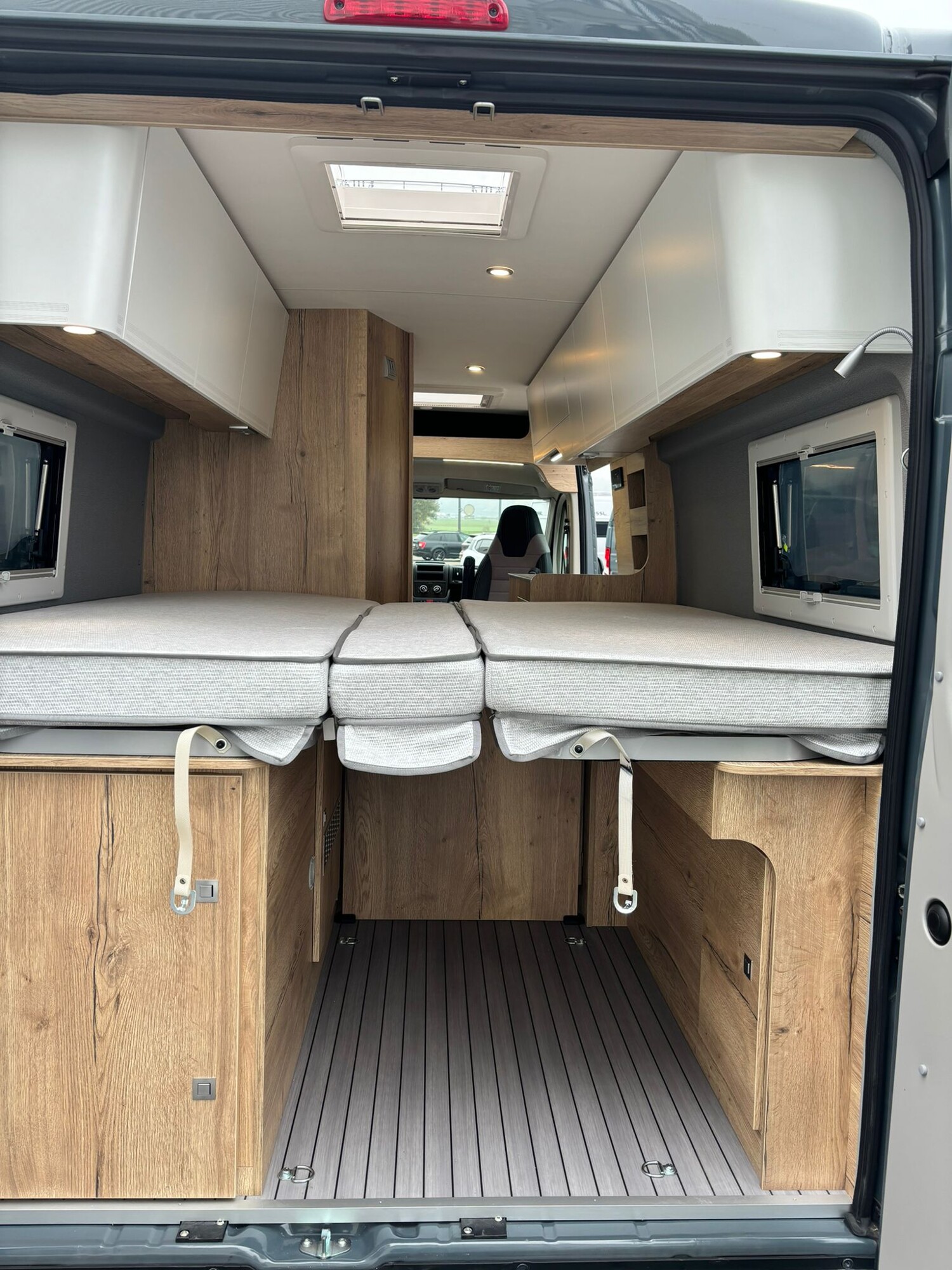 CLEVER VANS Runner Citroen 165 PS-image-7