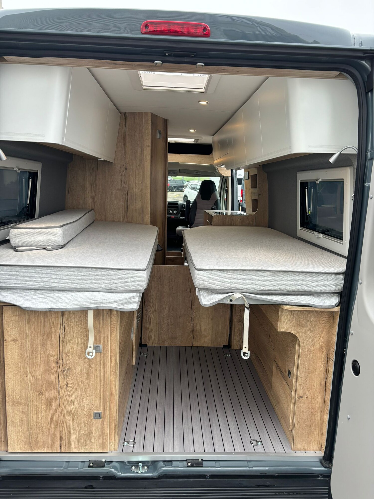 CLEVER VANS Runner Citroen 165 PS-image-8