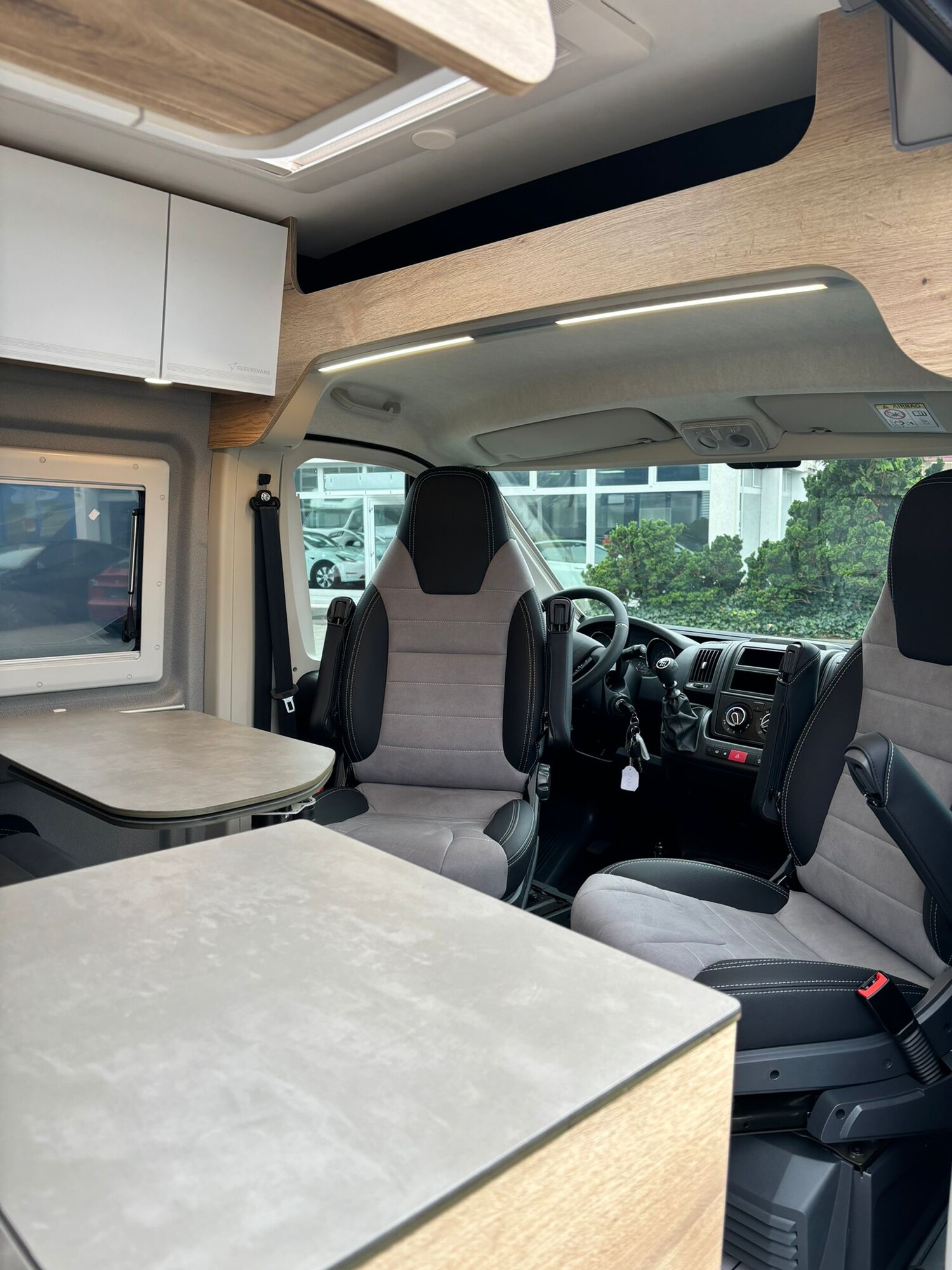 CLEVER VANS Runner Citroen 165 PS-image-11