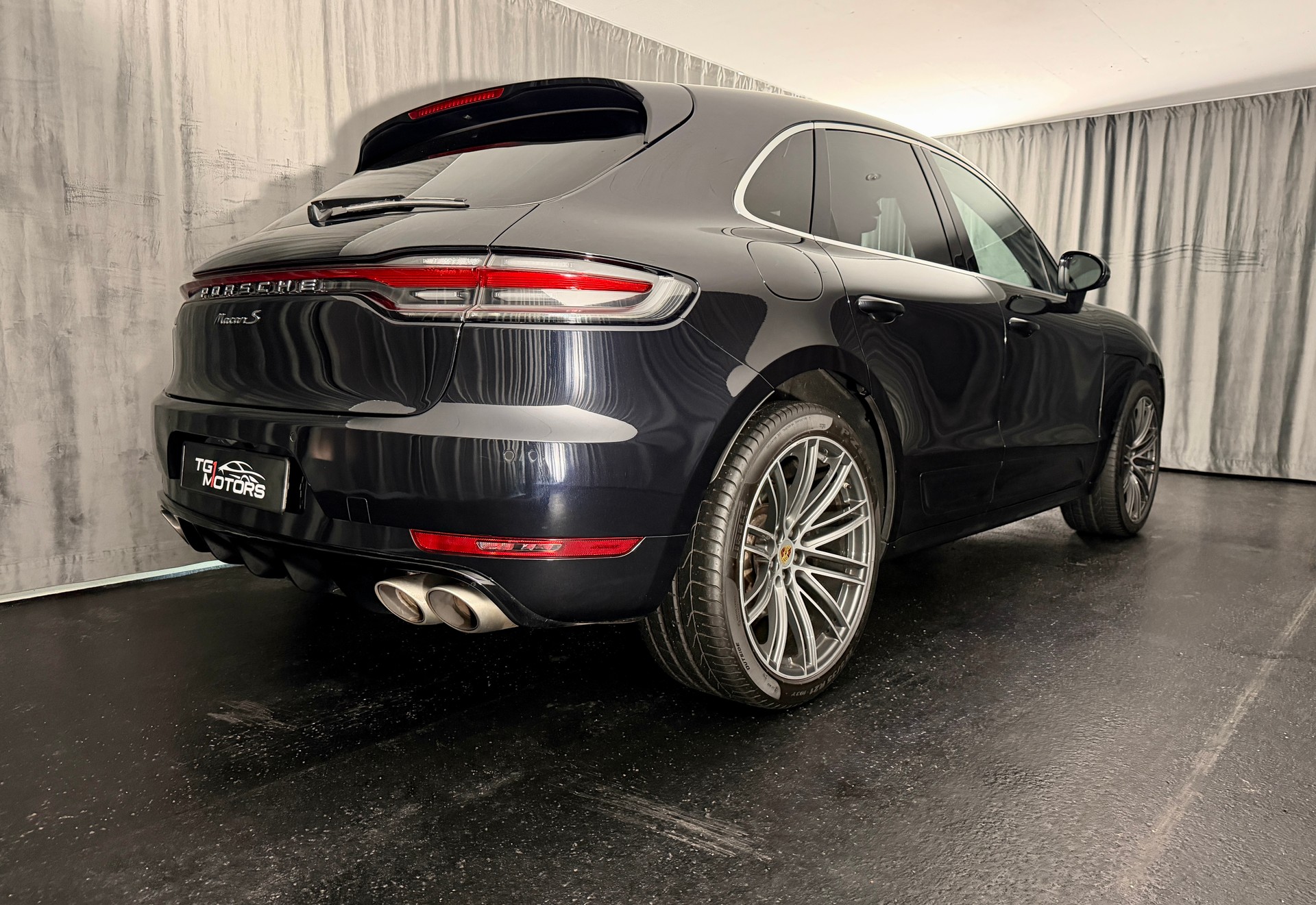 PORSCHE Macan S PDK-image-2