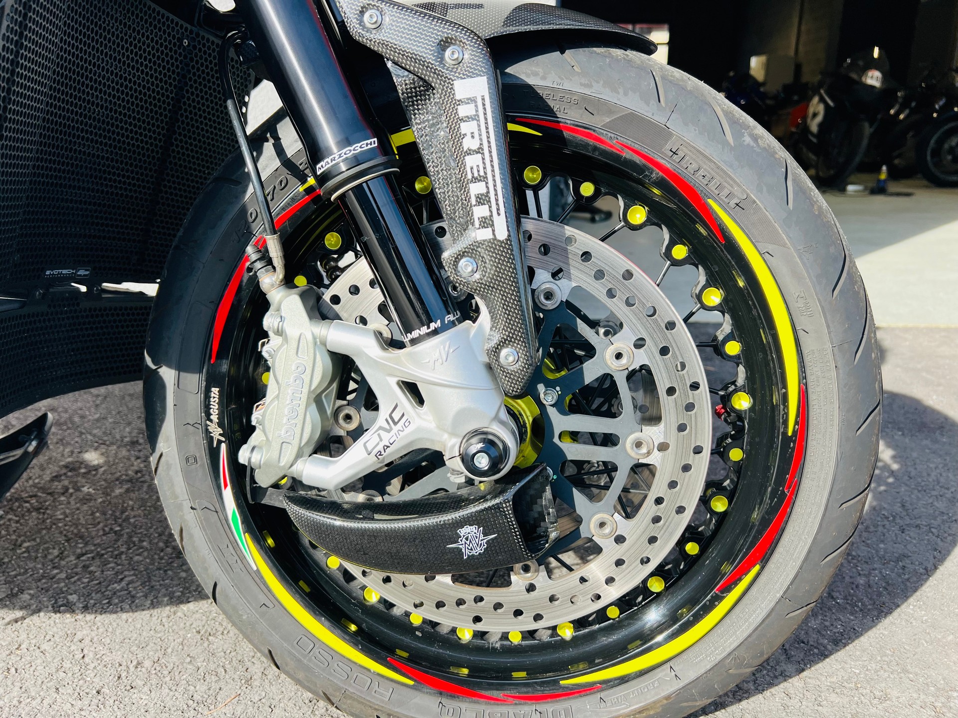MV AGUSTA Dragster 800 RR ABS-image-14