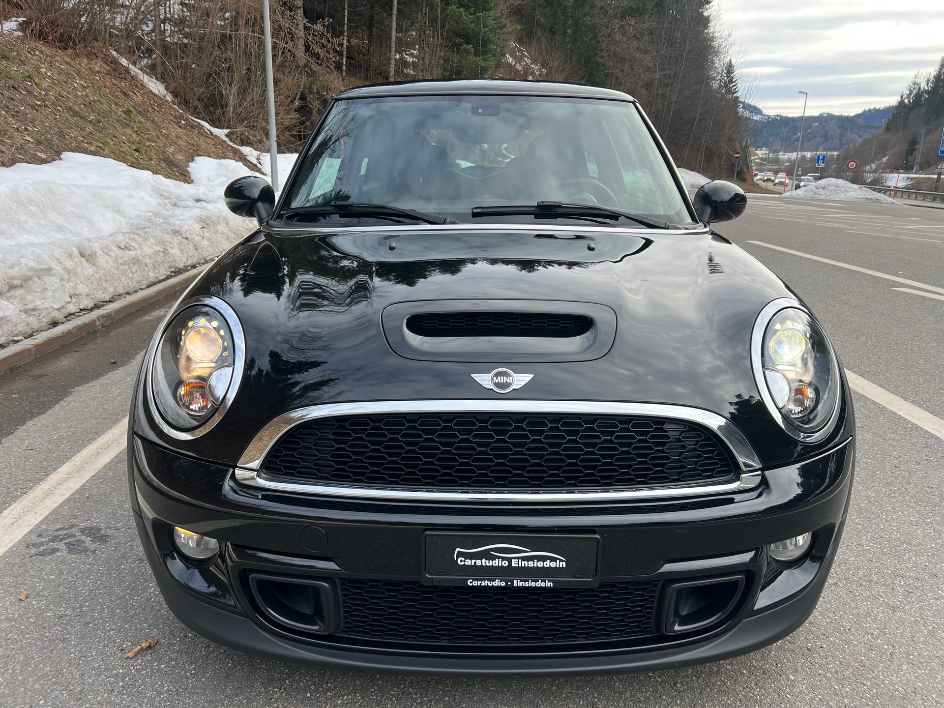 MINI Cooper S-image-1
