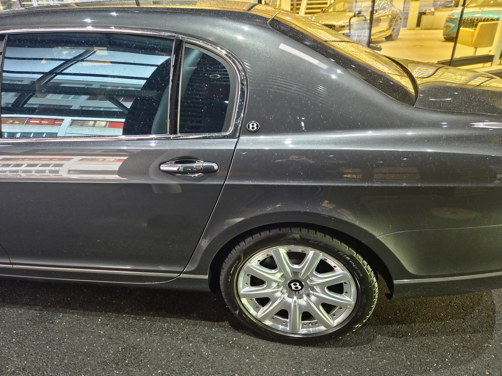 BENTLEY Continental Flying Spur 6.0-image-9