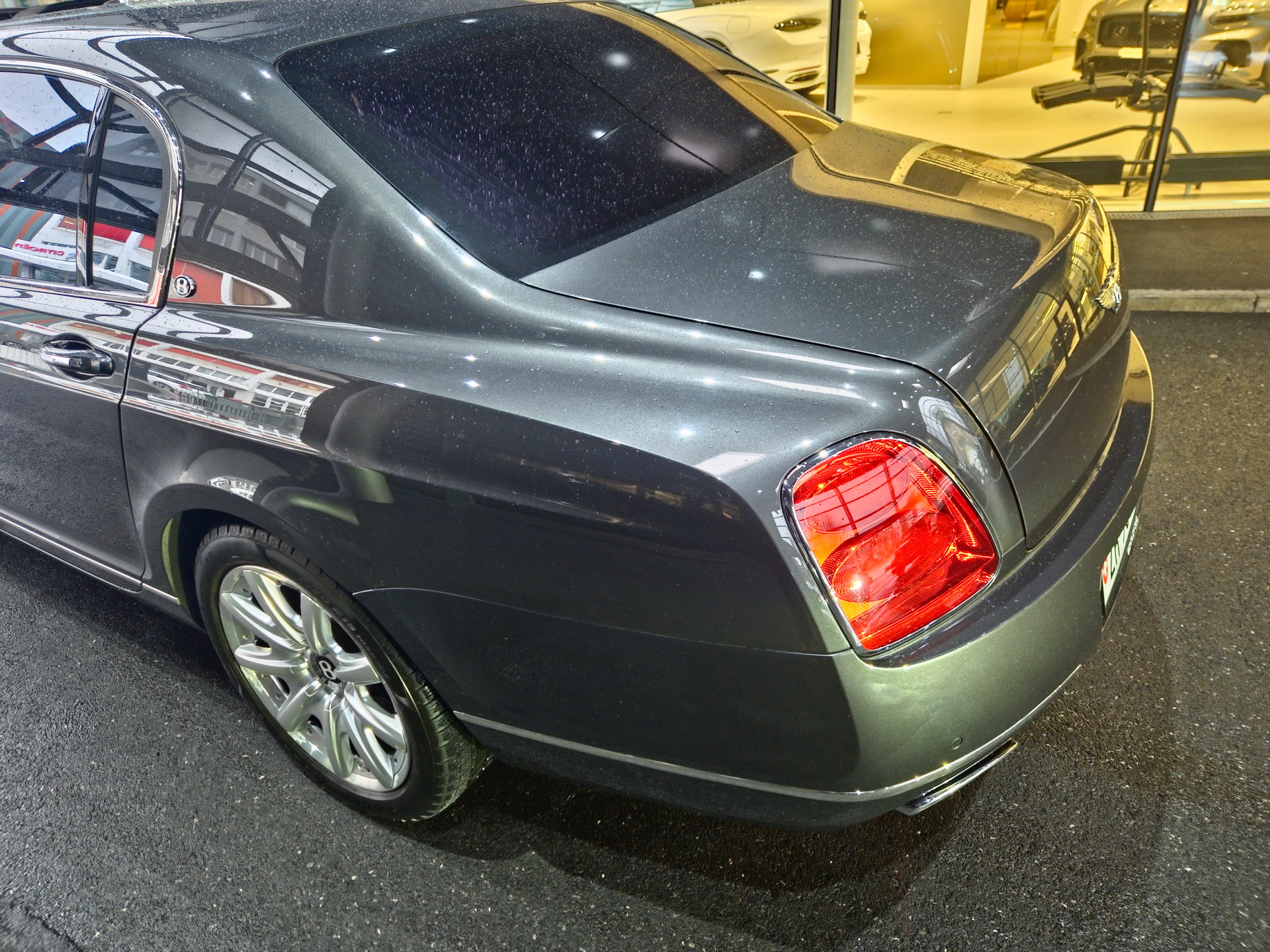 BENTLEY Continental Flying Spur 6.0-image-10